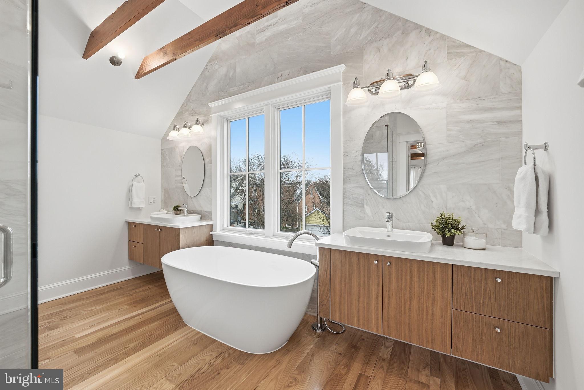 GEORGE WASHINGTON PARK - Residential