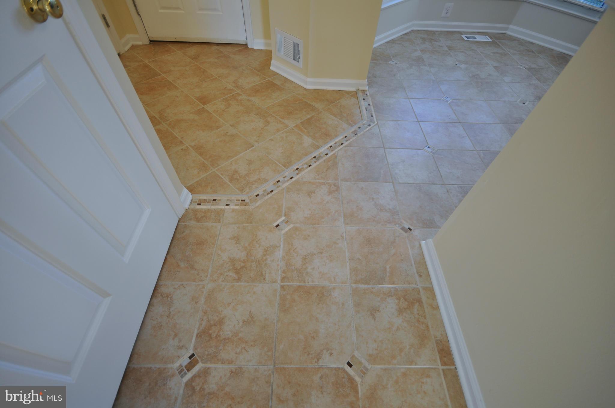 SENECA HARBOR - Residential