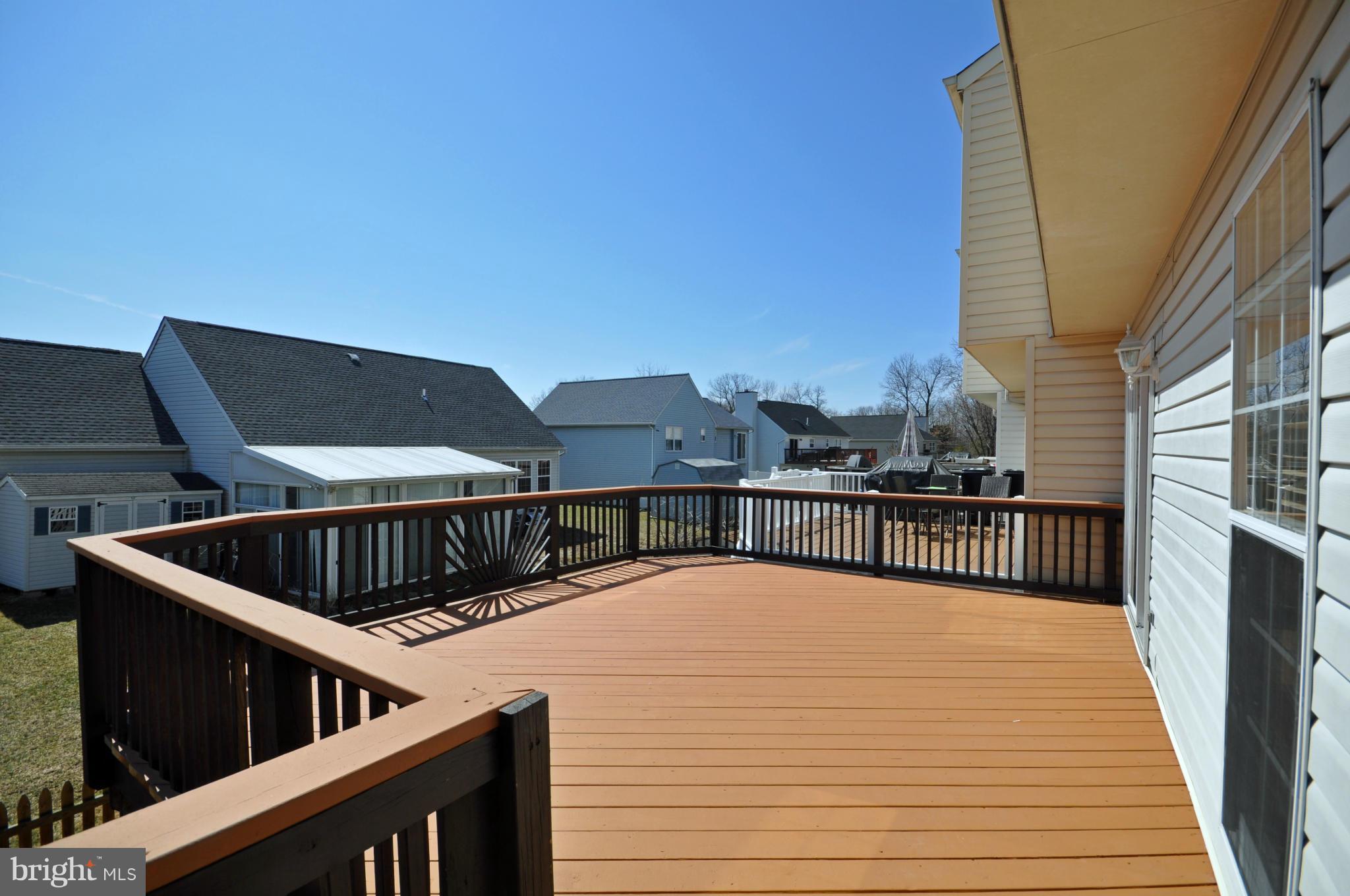 SENECA HARBOR - Residential