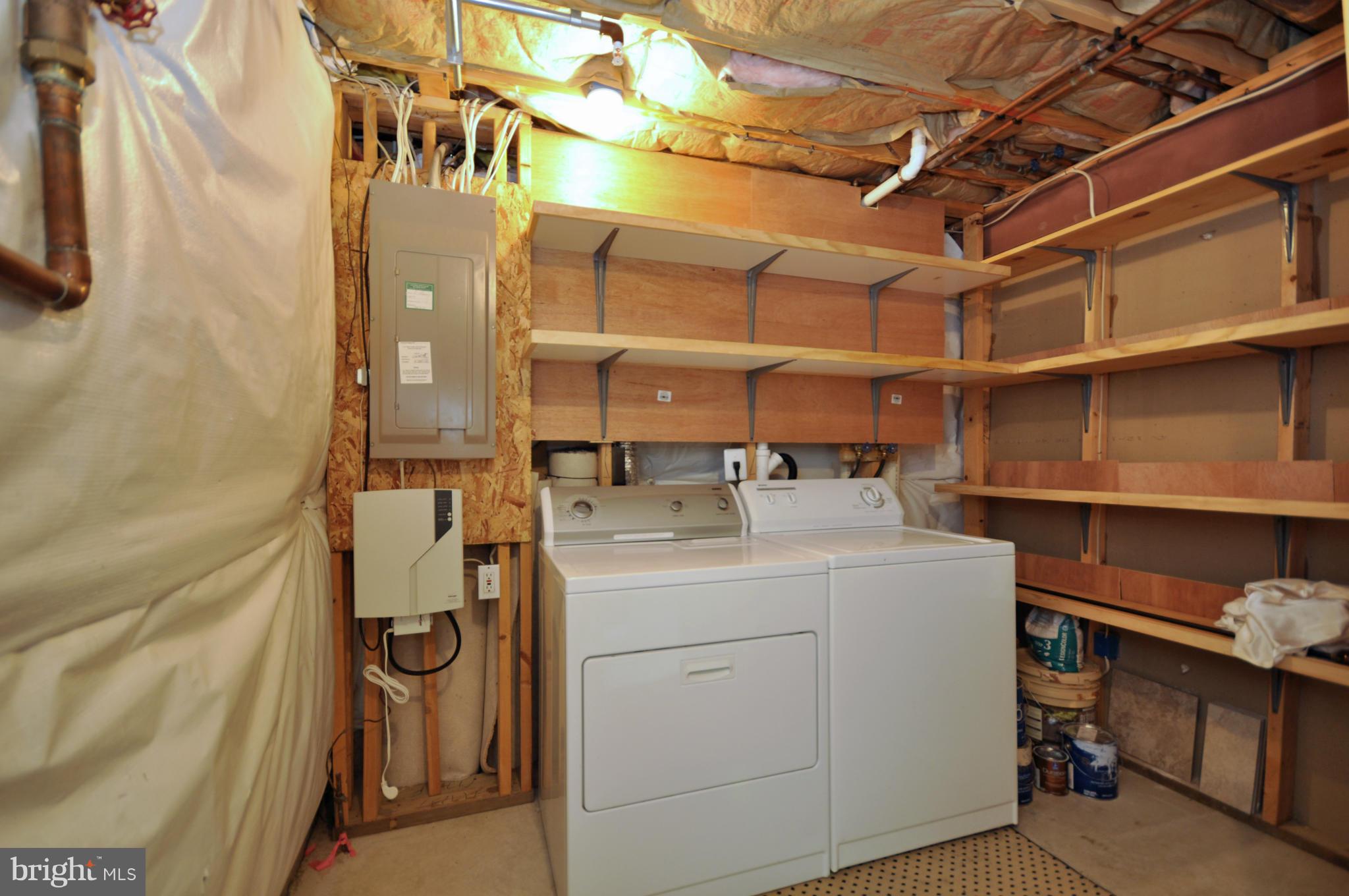 SENECA HARBOR - Residential