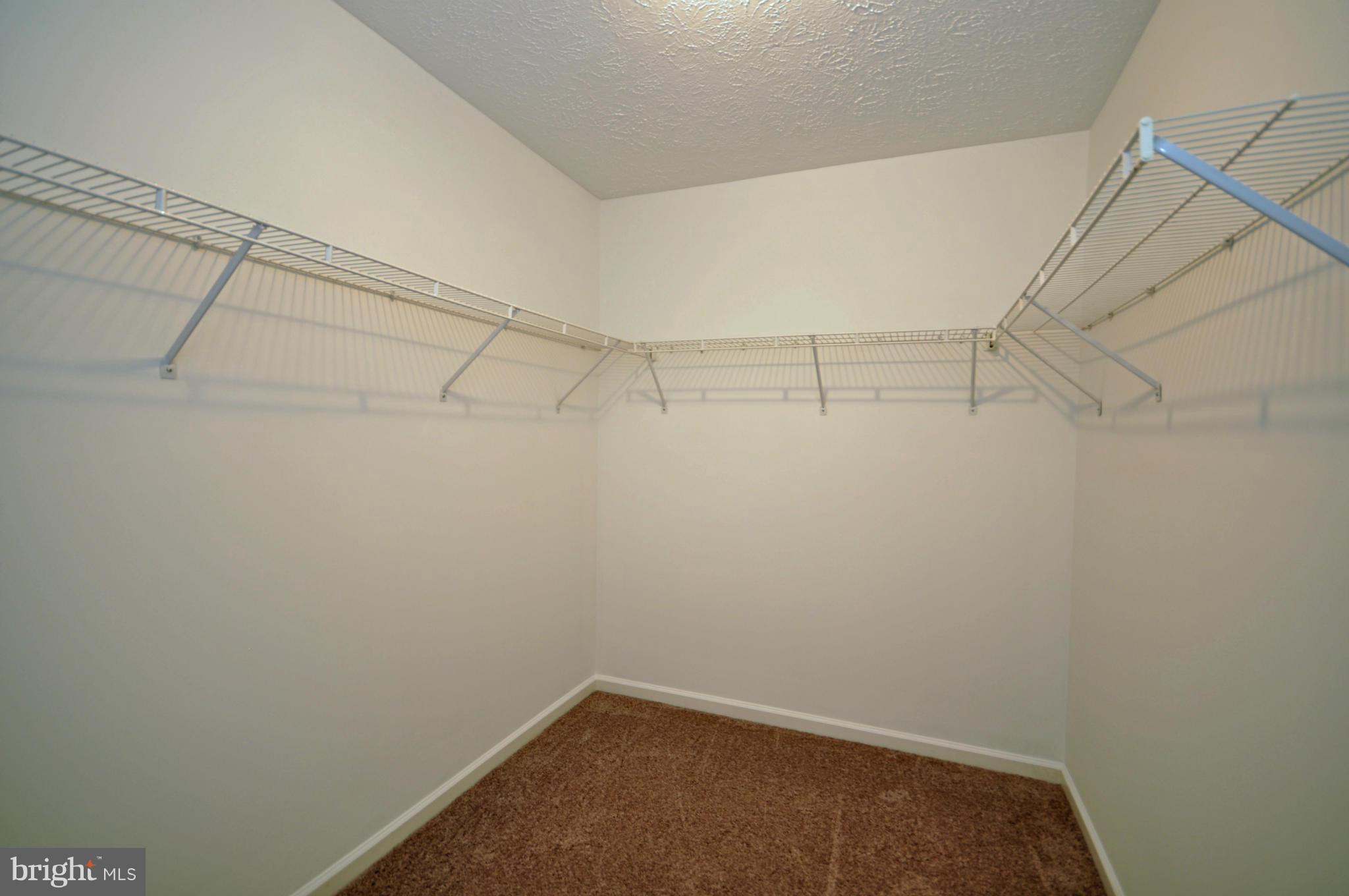 SENECA HARBOR - Residential