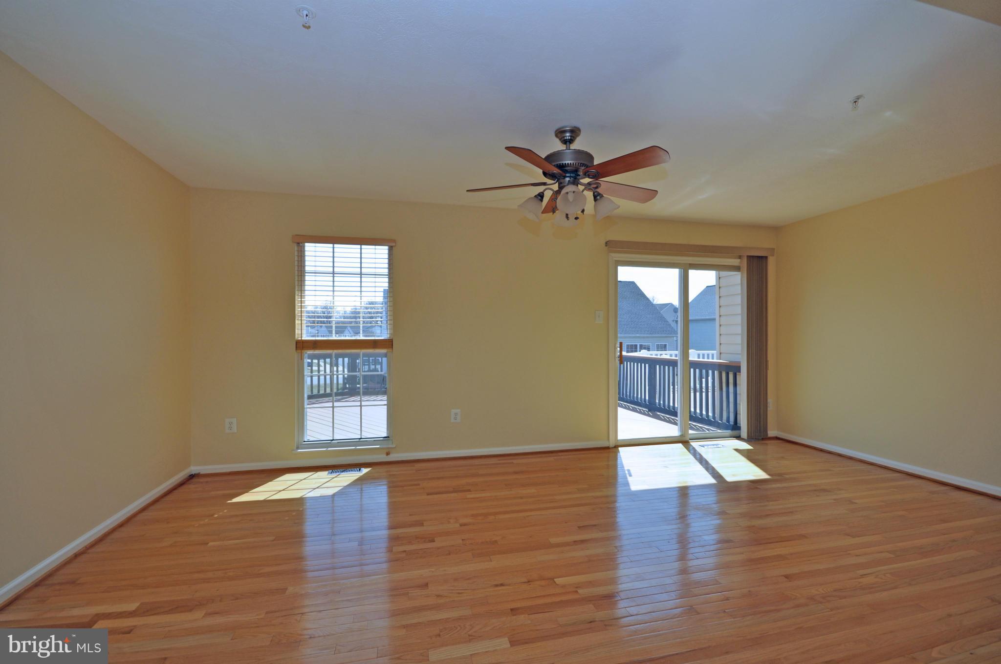 SENECA HARBOR - Residential