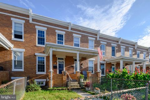 Townhouse For Rent - 1109 W 40th Street<br/> BALTIMORE, MD 21211