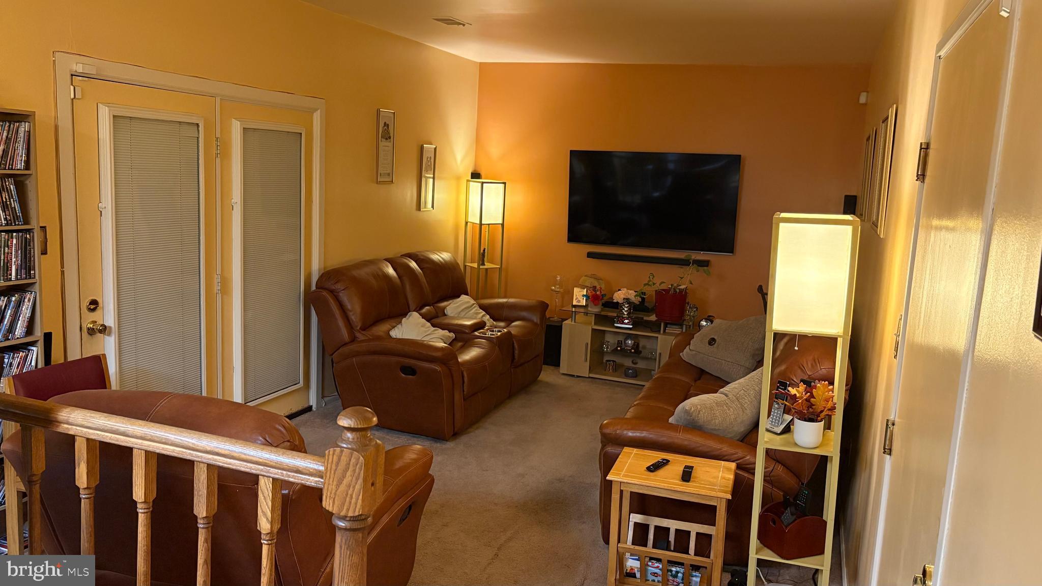 FOX RUN ESTATES - Residential