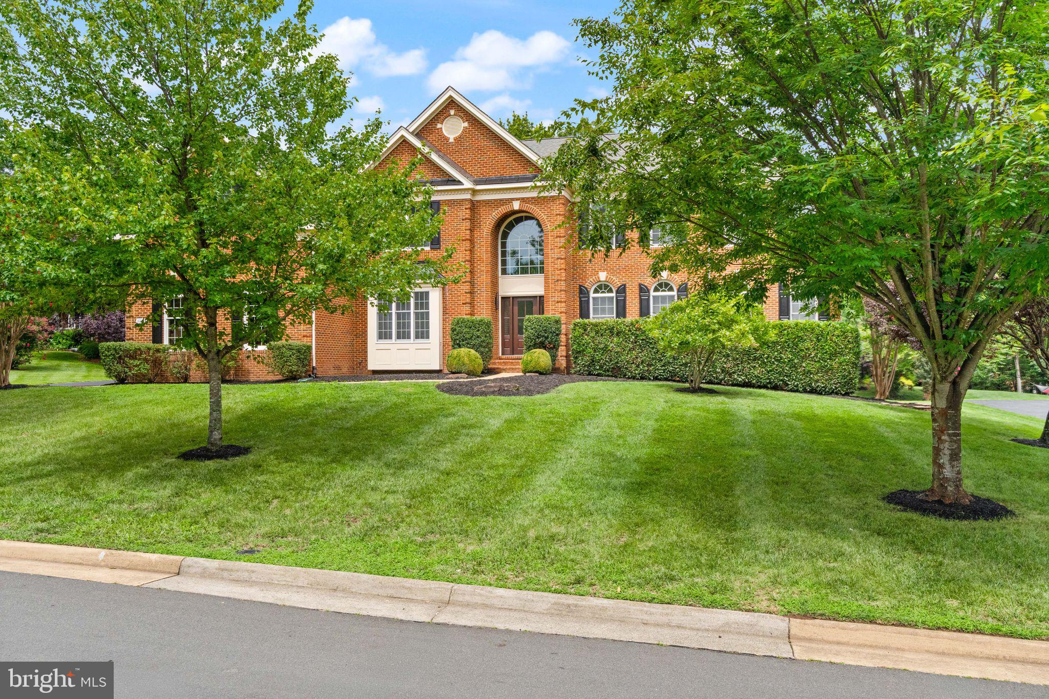 43864 ASHLAWN COURT