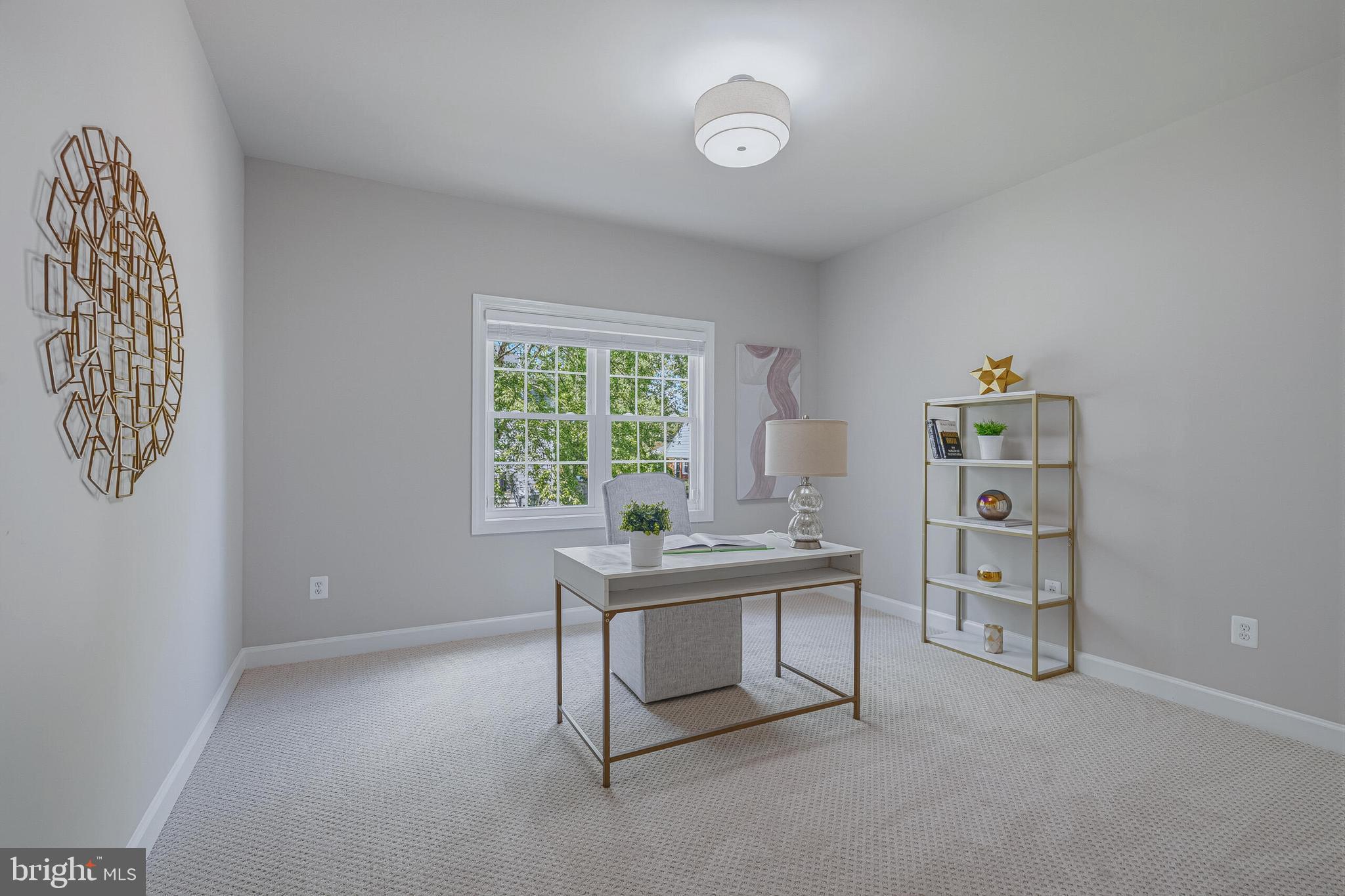 HILLSIDE MANOR - Residential