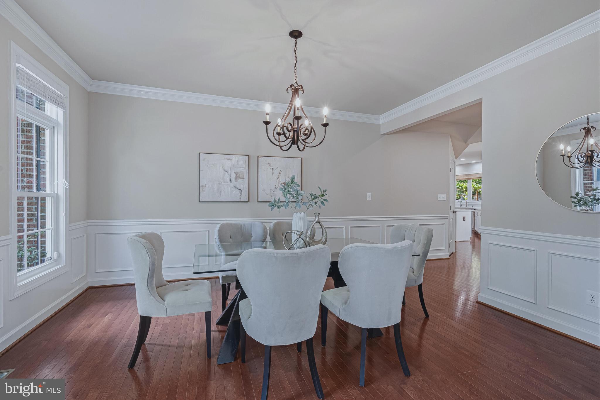 HILLSIDE MANOR - Residential