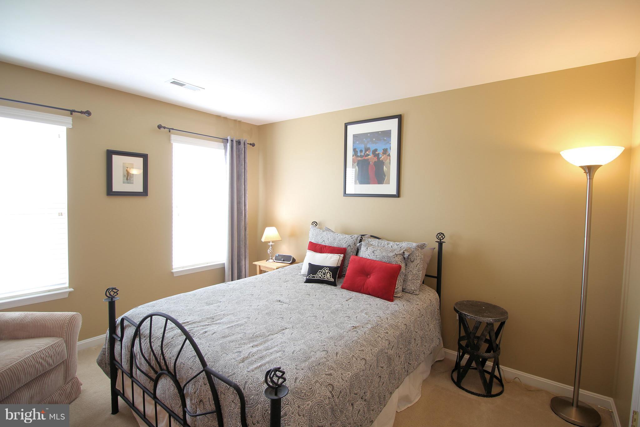 RIVER MEADOWS - Residential