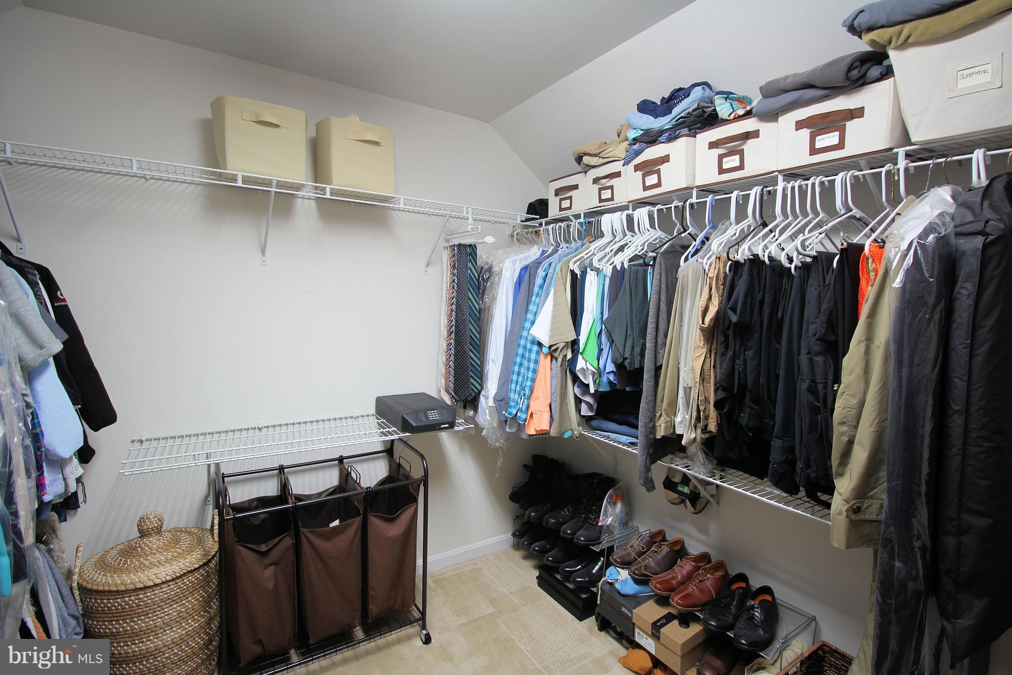 RIVER MEADOWS - Residential