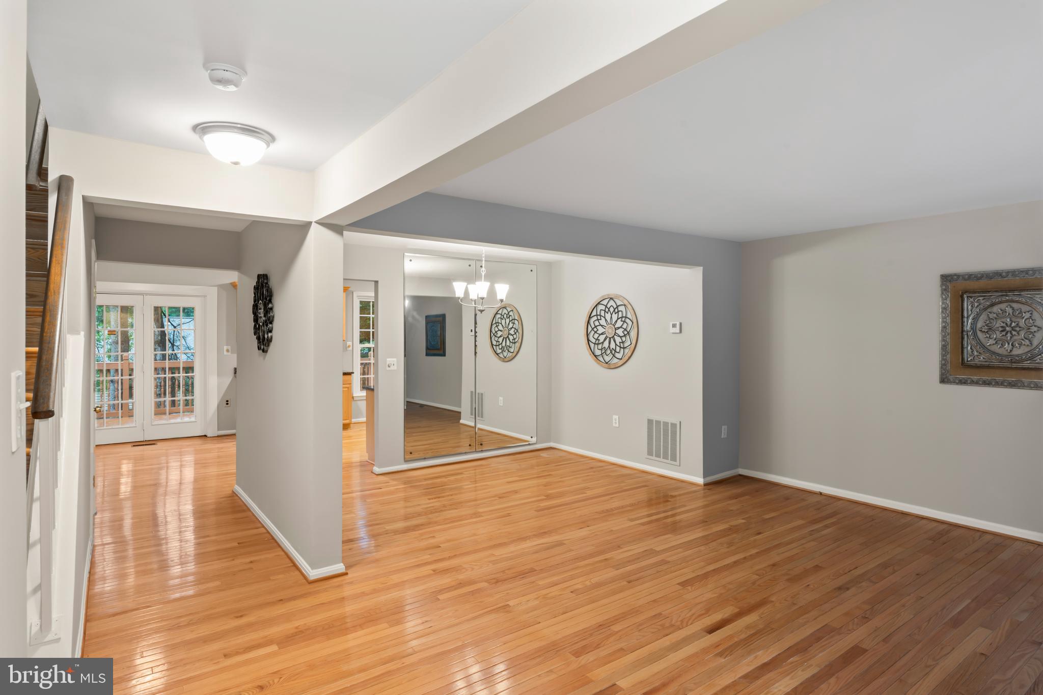 CROWNLEIGH - Residential