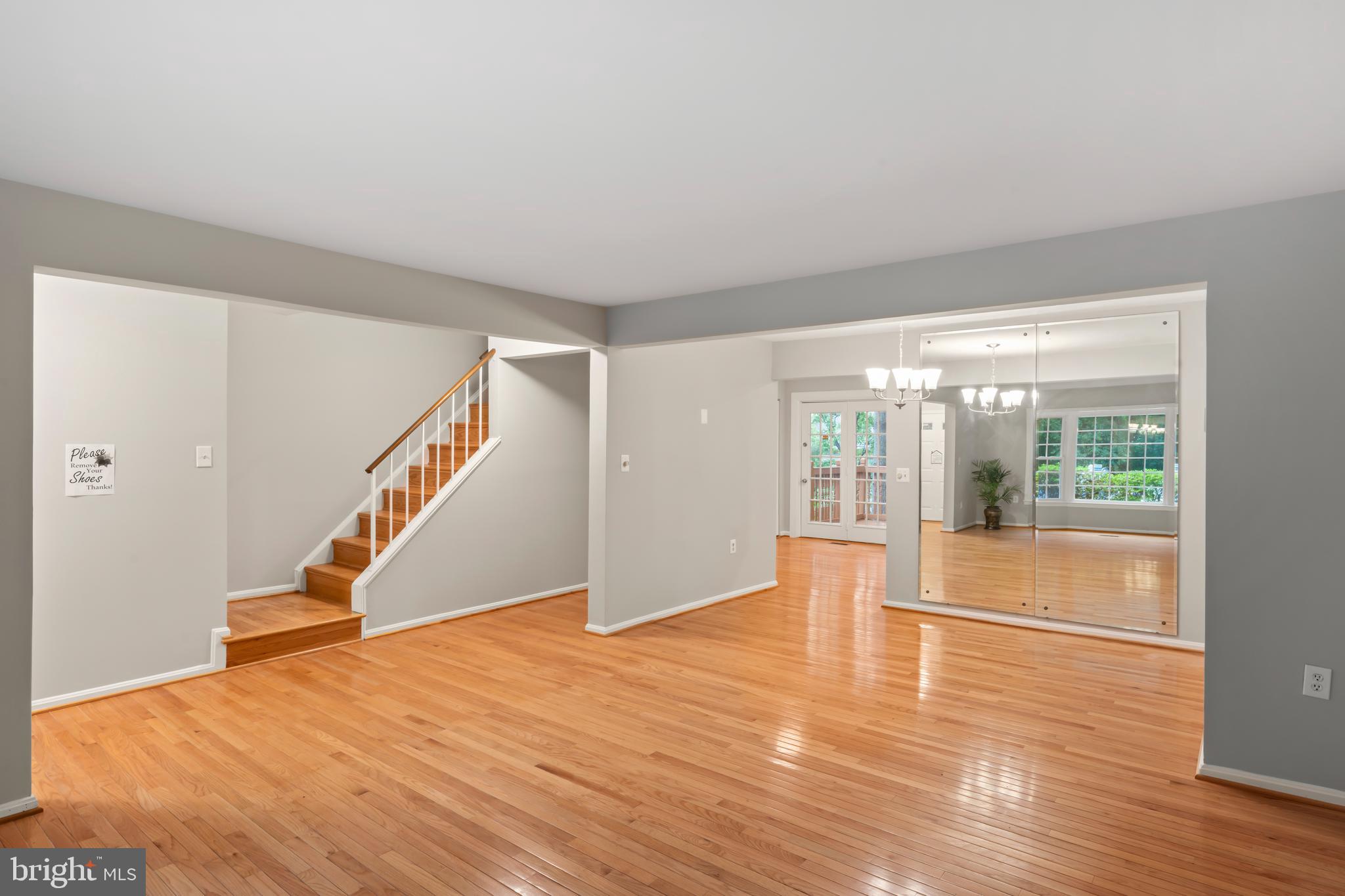 CROWNLEIGH - Residential