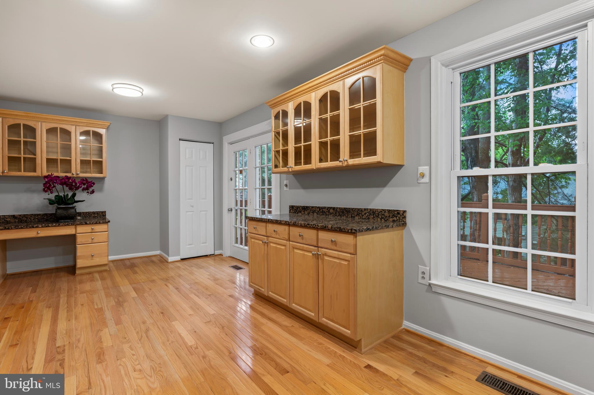 CROWNLEIGH - Residential