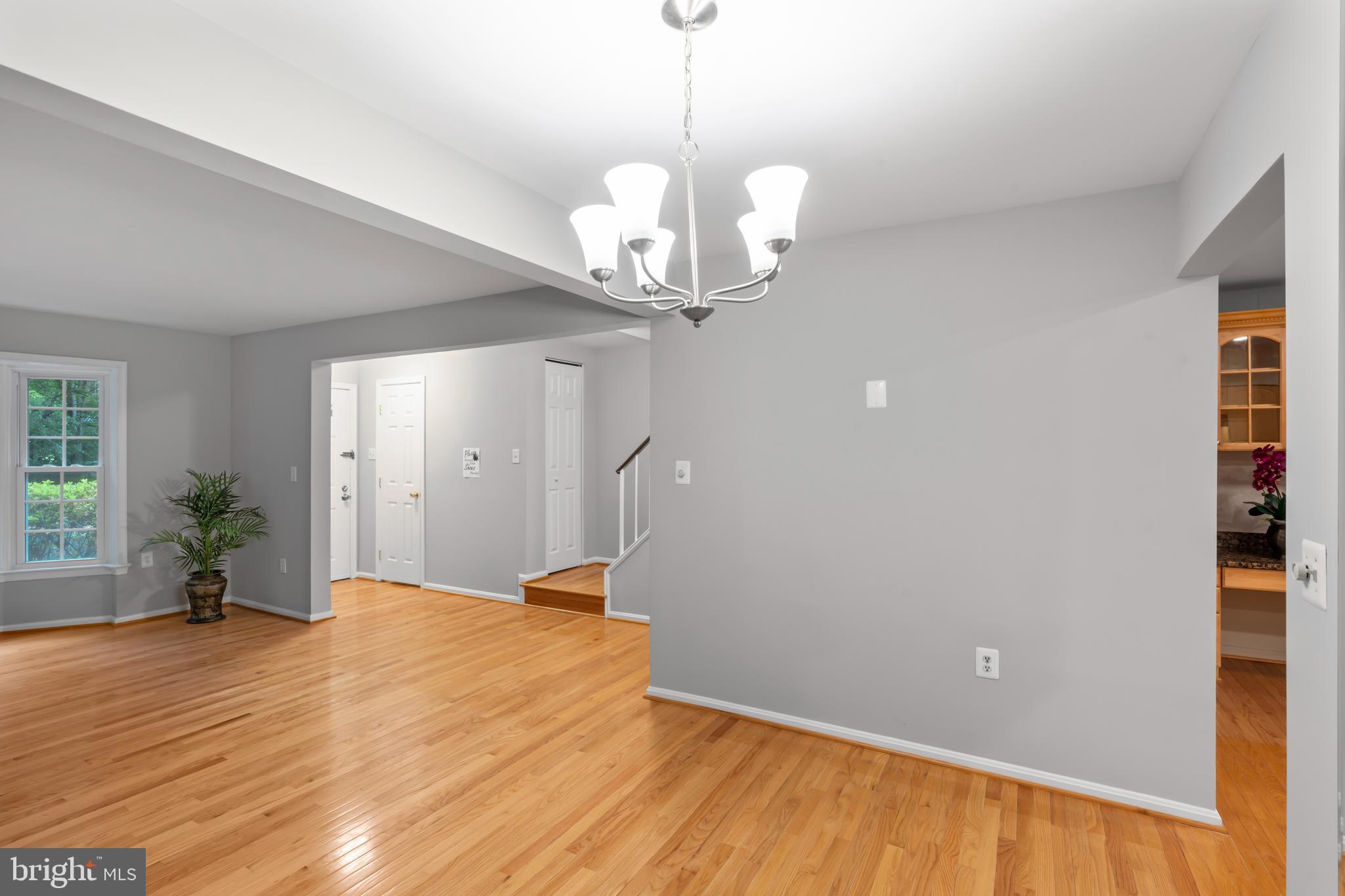 CROWNLEIGH - Residential
