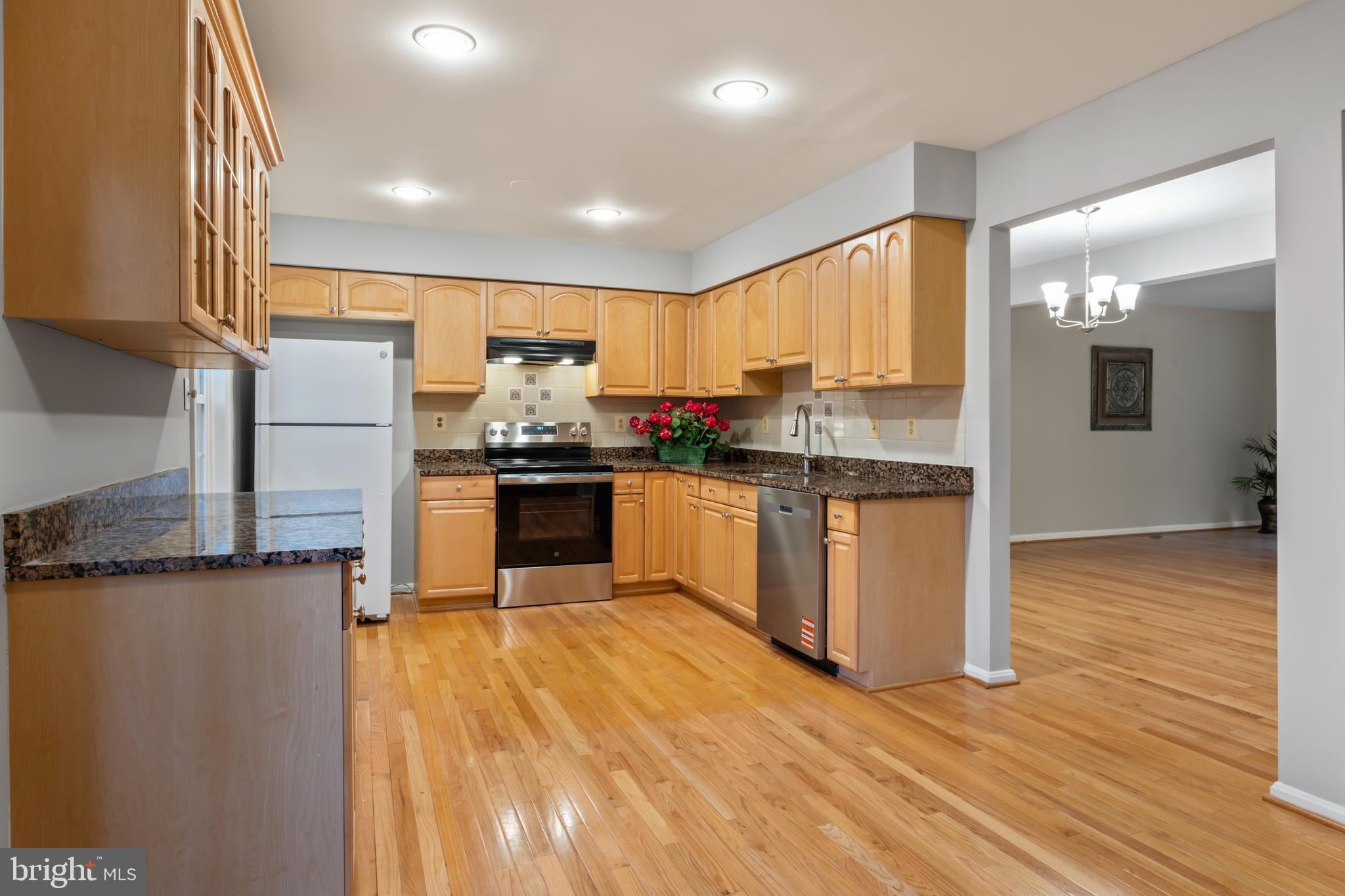 CROWNLEIGH - Residential