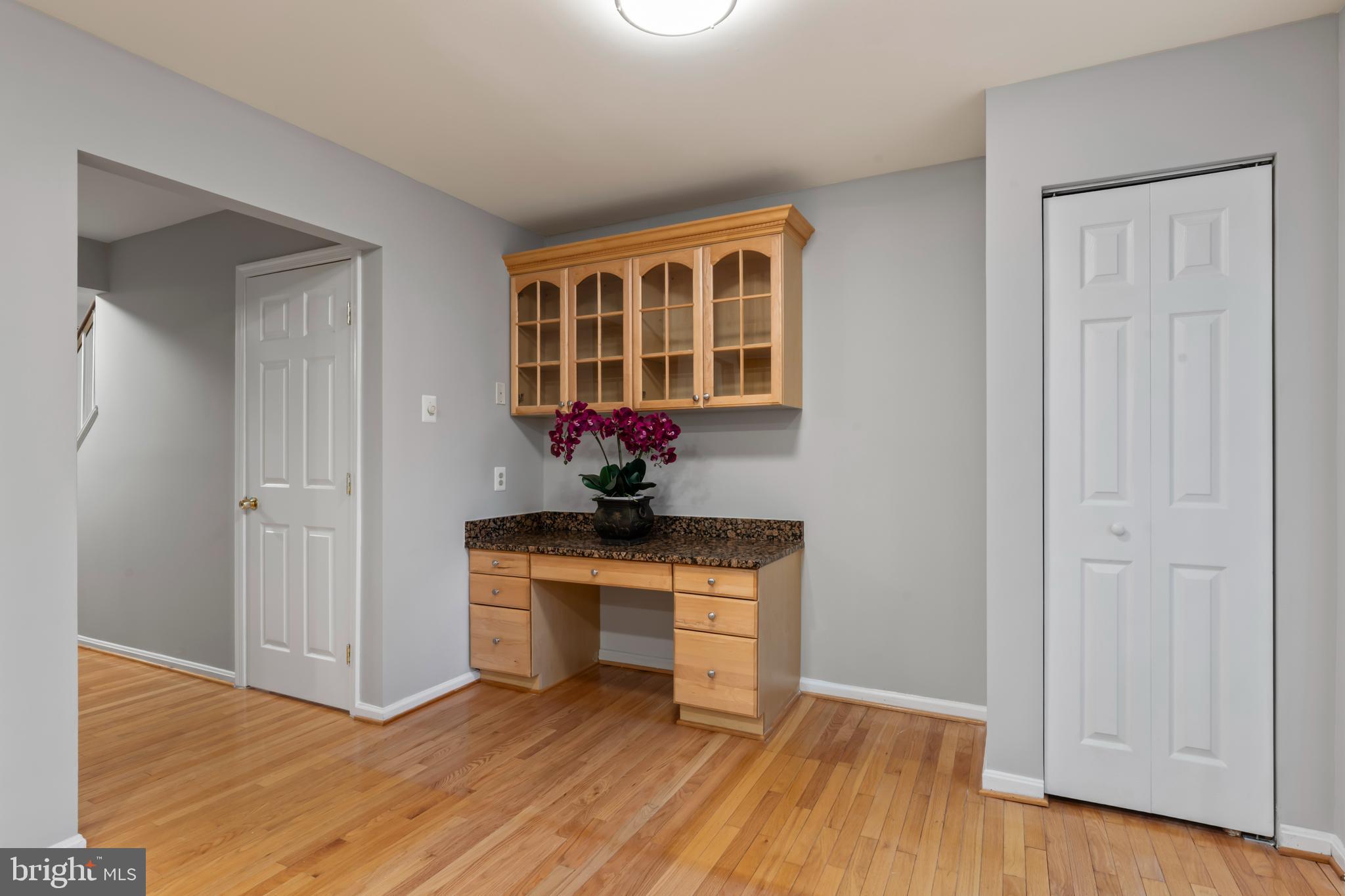 CROWNLEIGH - Residential