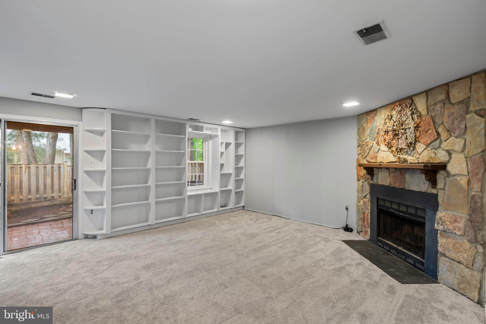 CROWNLEIGH - Residential