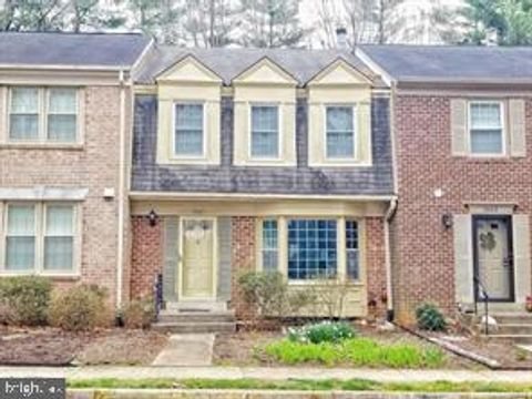 5661 CHELMSFORD COURT BURKE VA 22015