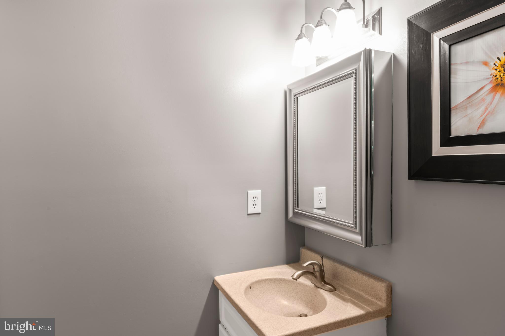 CROWNLEIGH - Residential