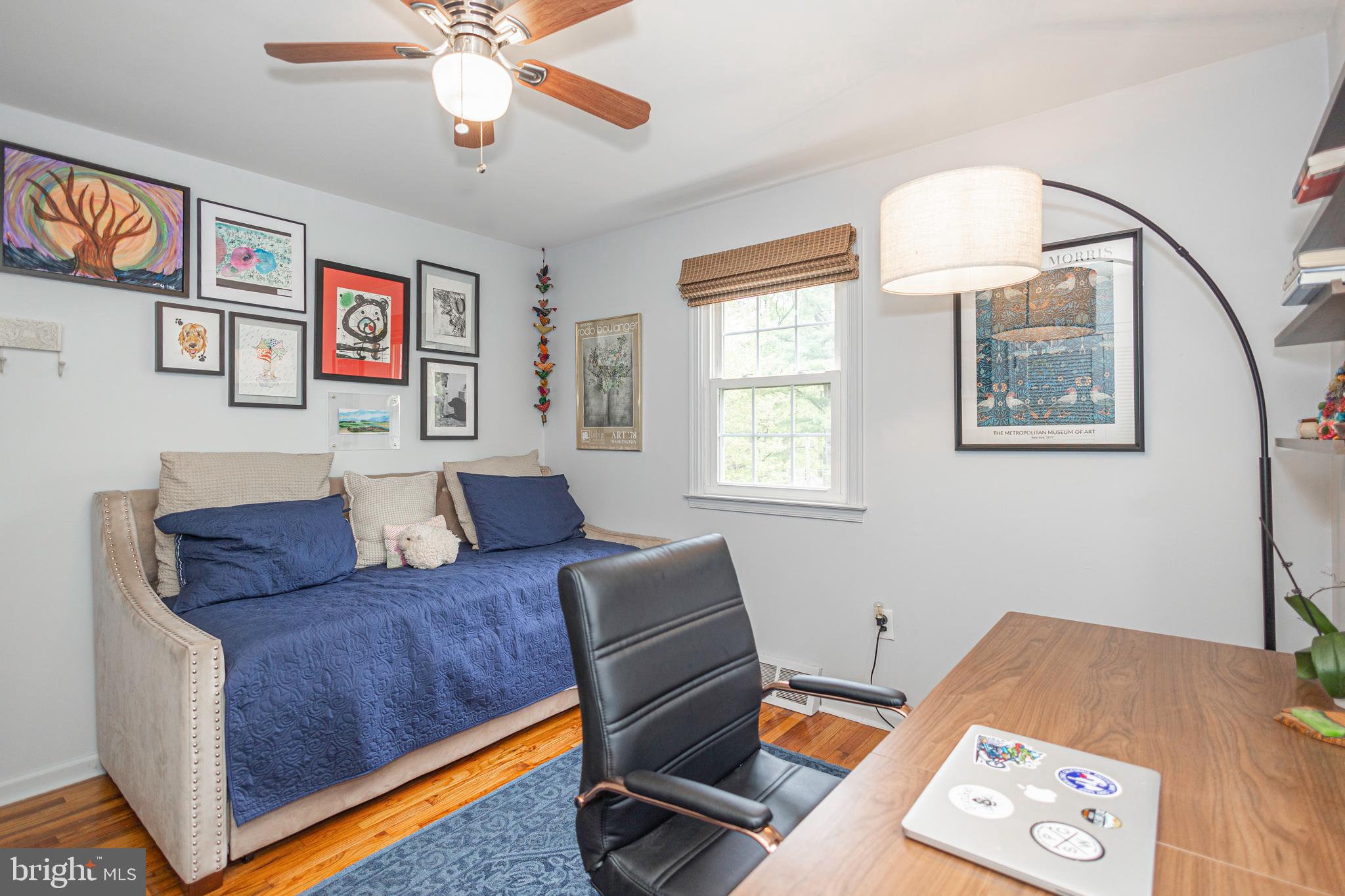 PEBBLE HILL - Residential