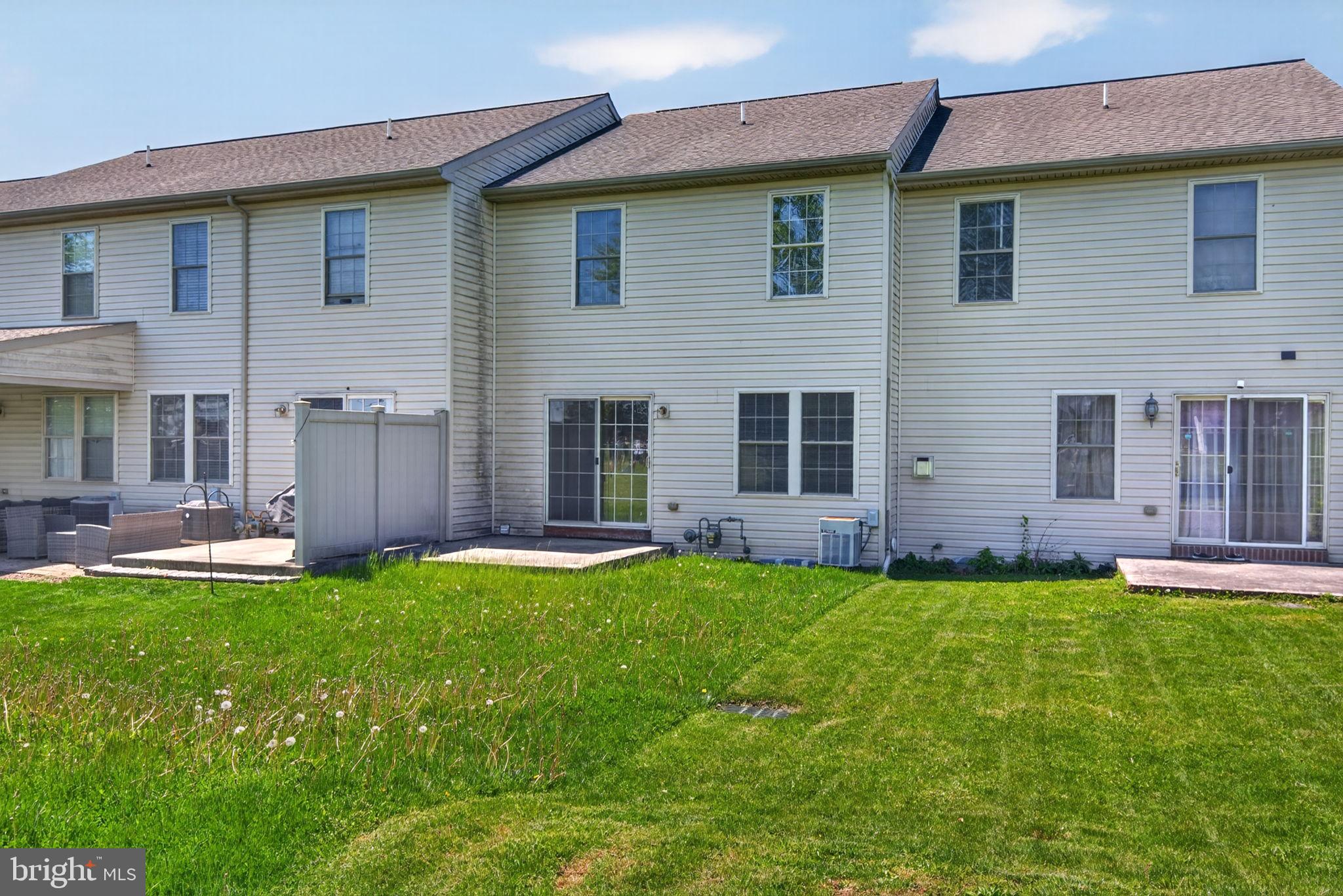 COUNTRY VILLAGE - Residential