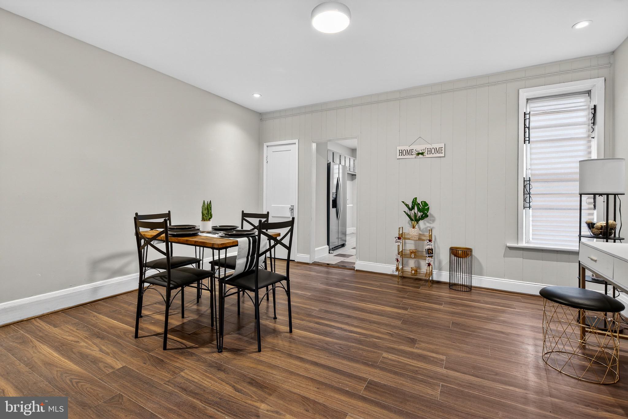 ROSEMONT - Residential