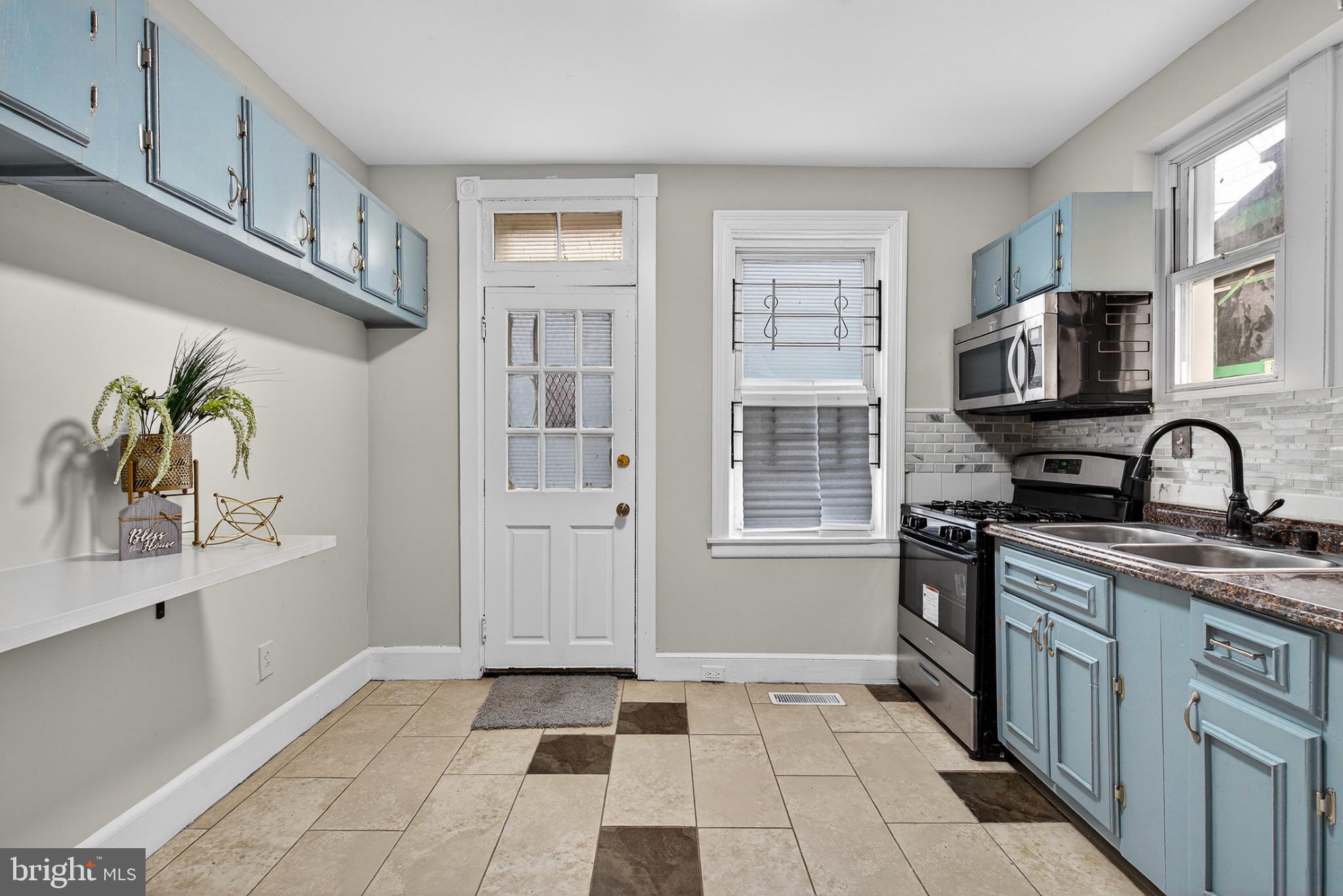 ROSEMONT - Residential