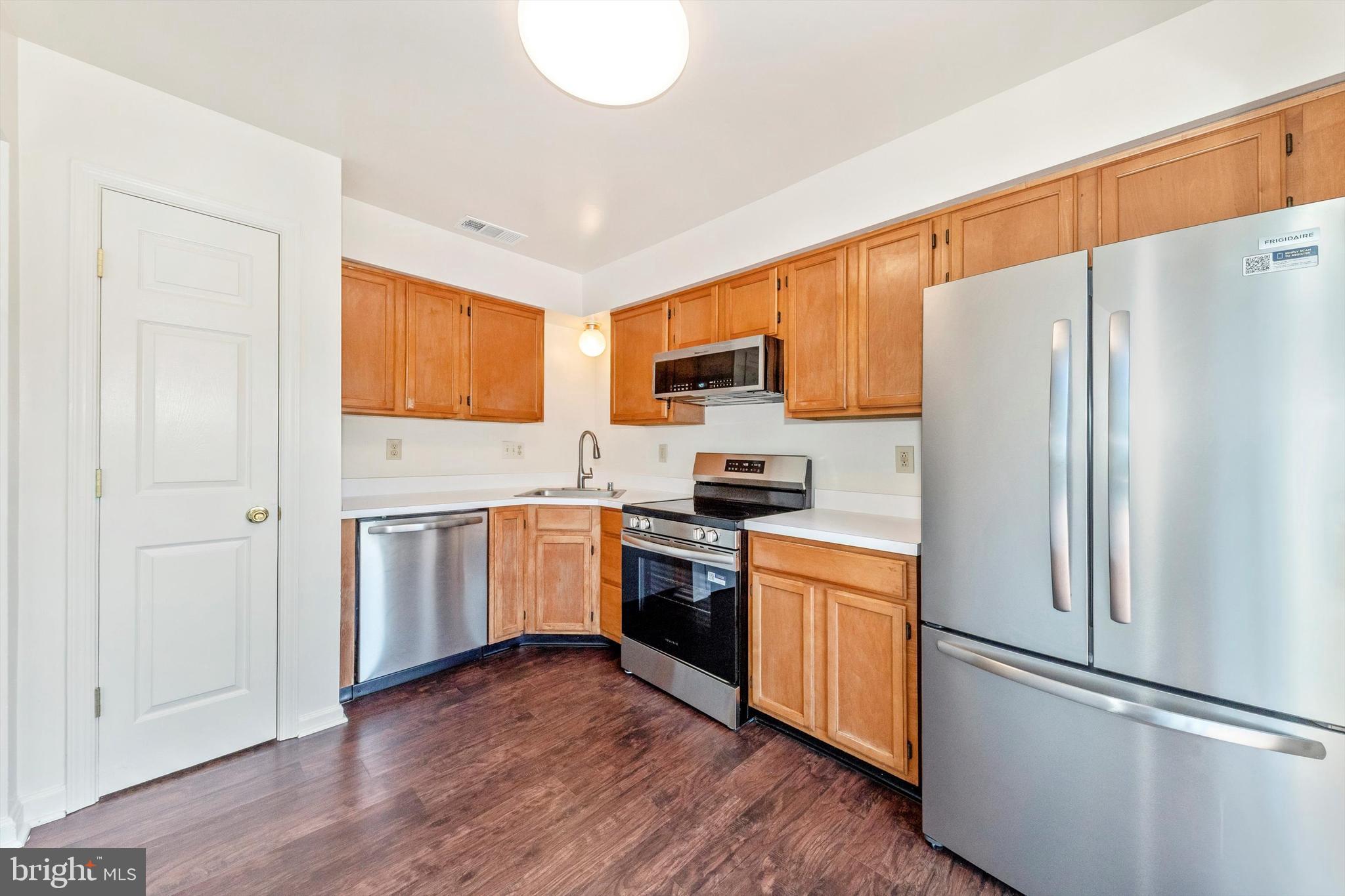 SPRING RIDGE - Residential