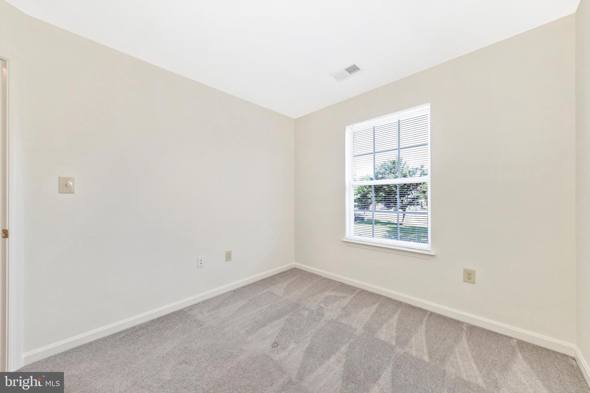 SPRING RIDGE - Residential