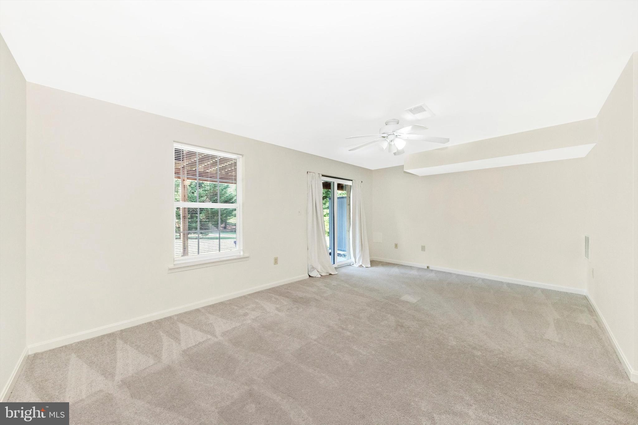 SPRING RIDGE - Residential