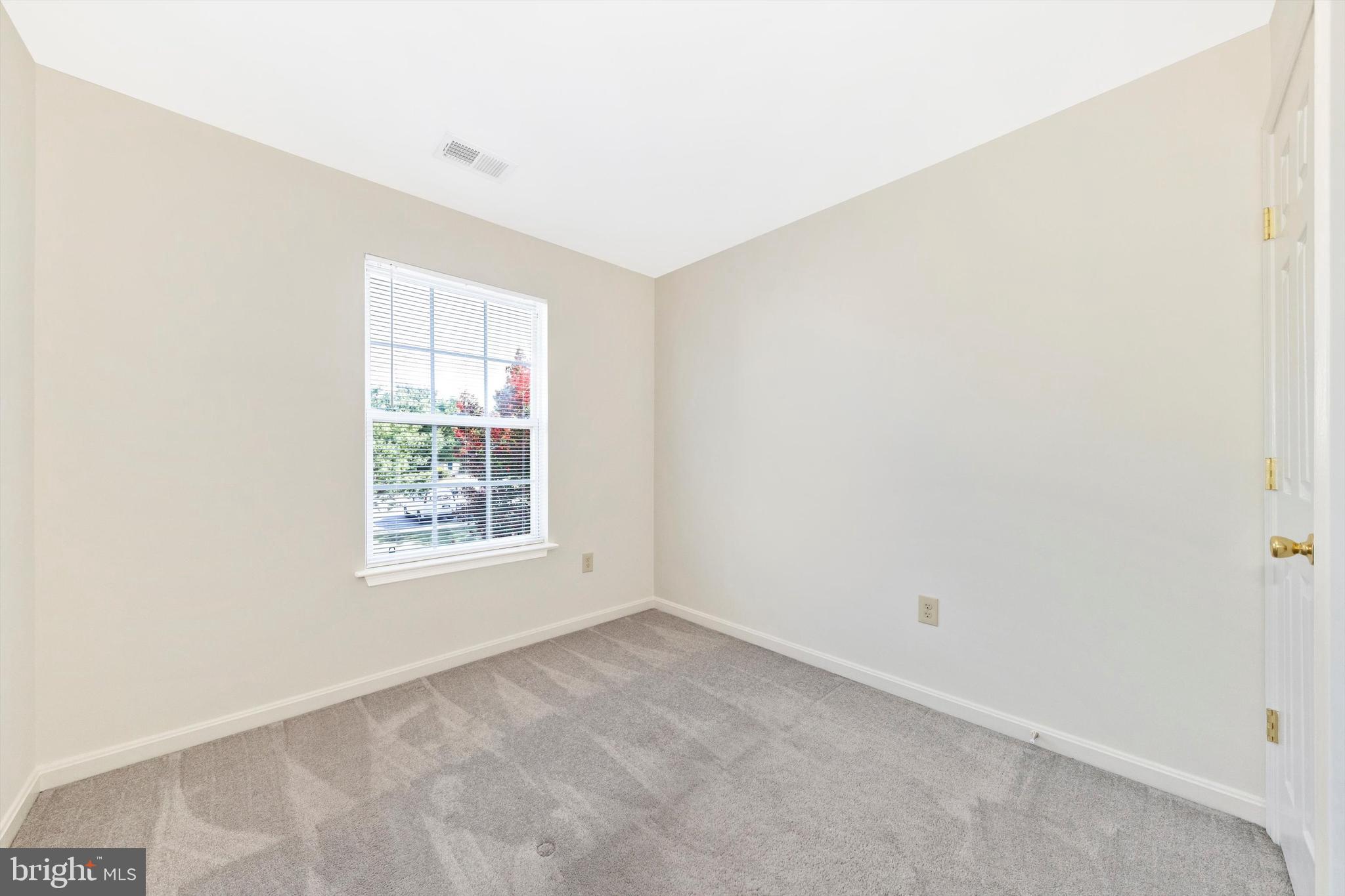 SPRING RIDGE - Residential