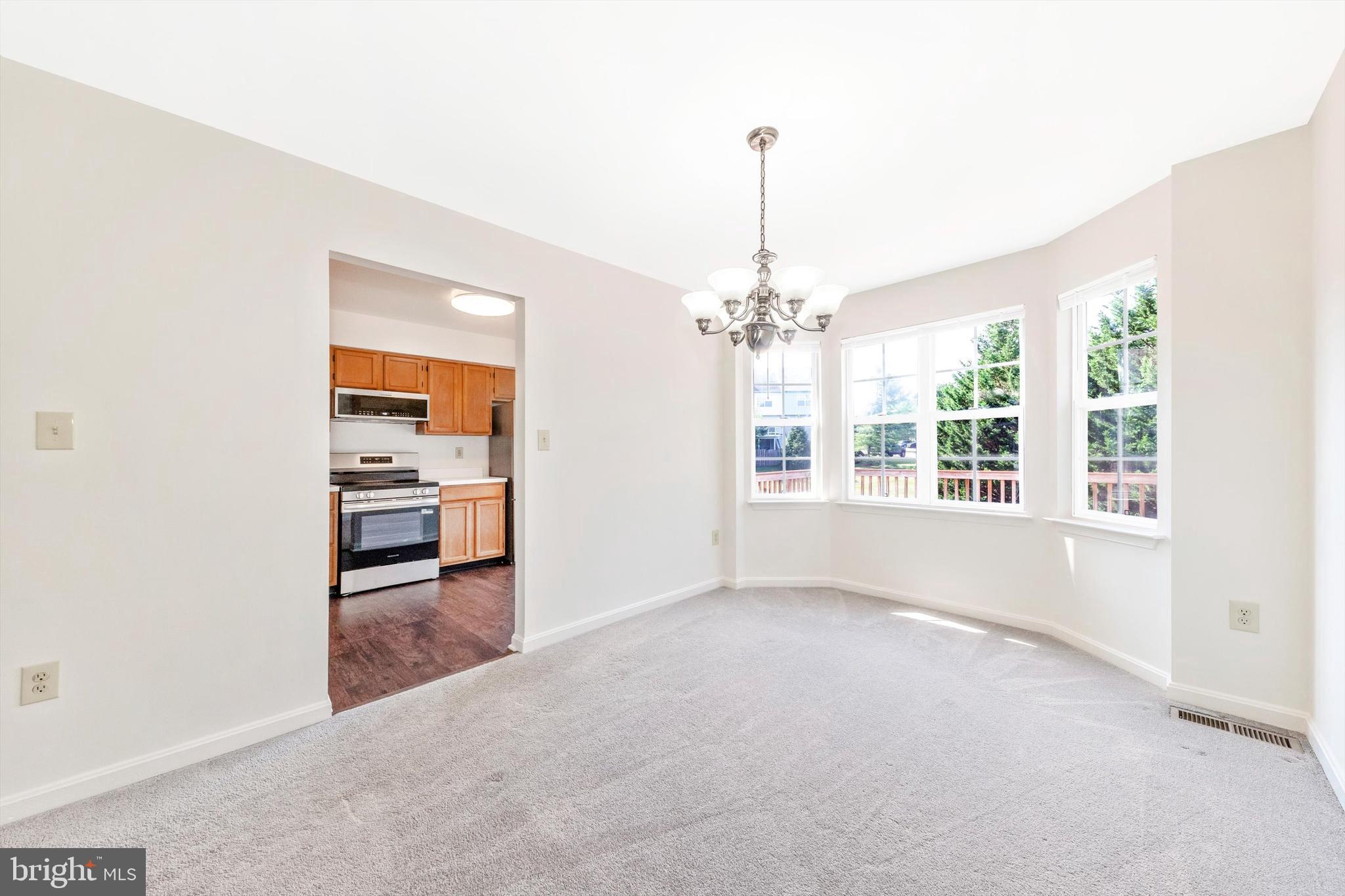 SPRING RIDGE - Residential