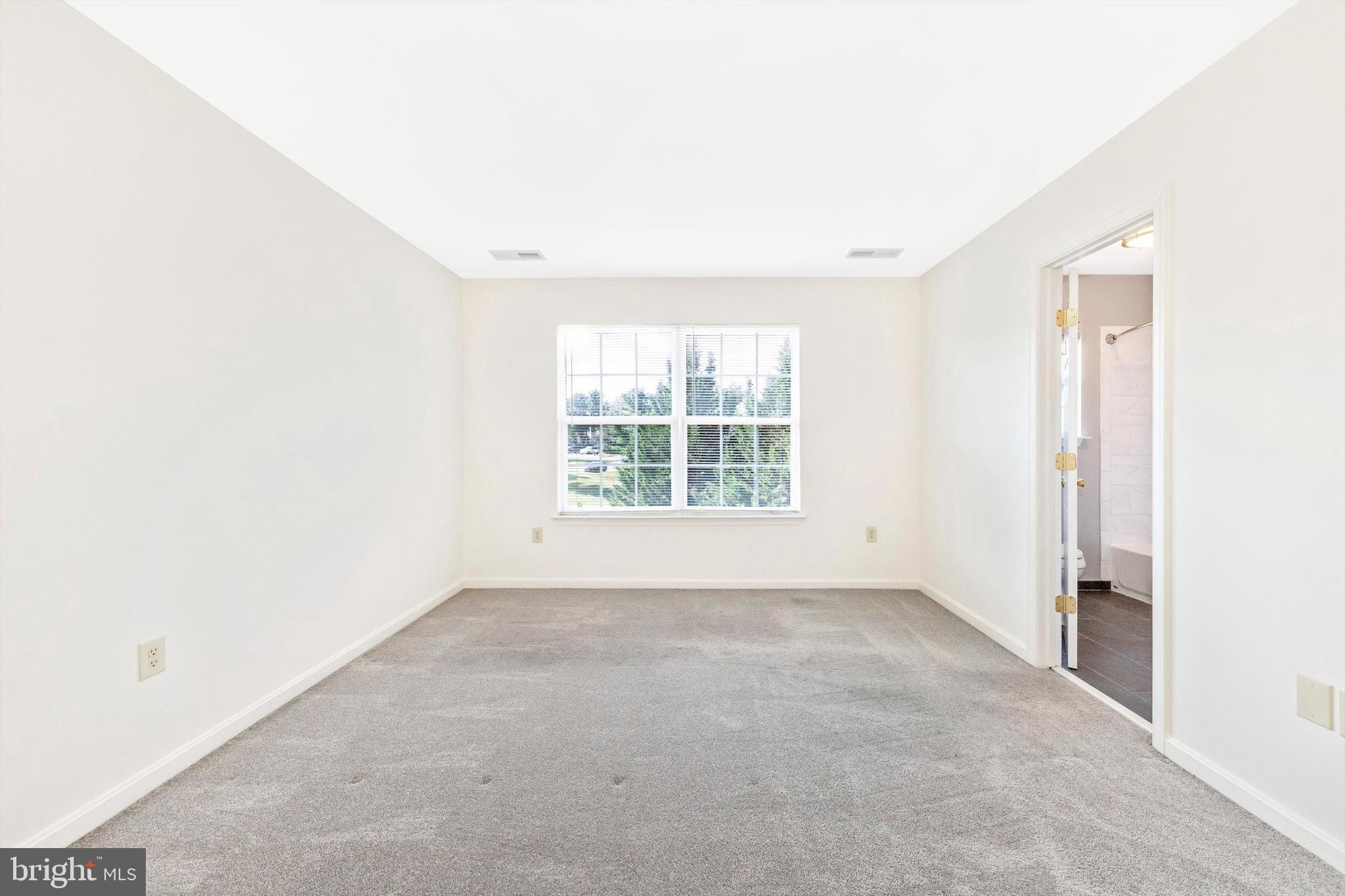 SPRING RIDGE - Residential