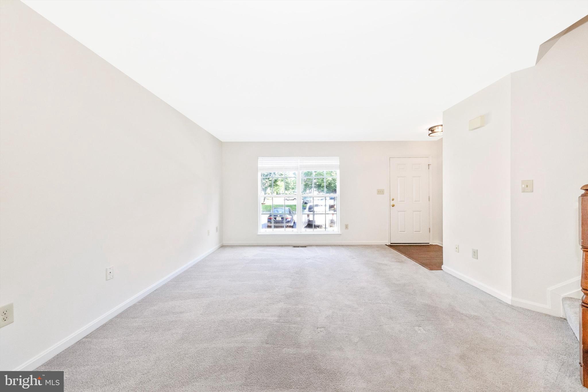 9114 RIDGEFIELD LANE