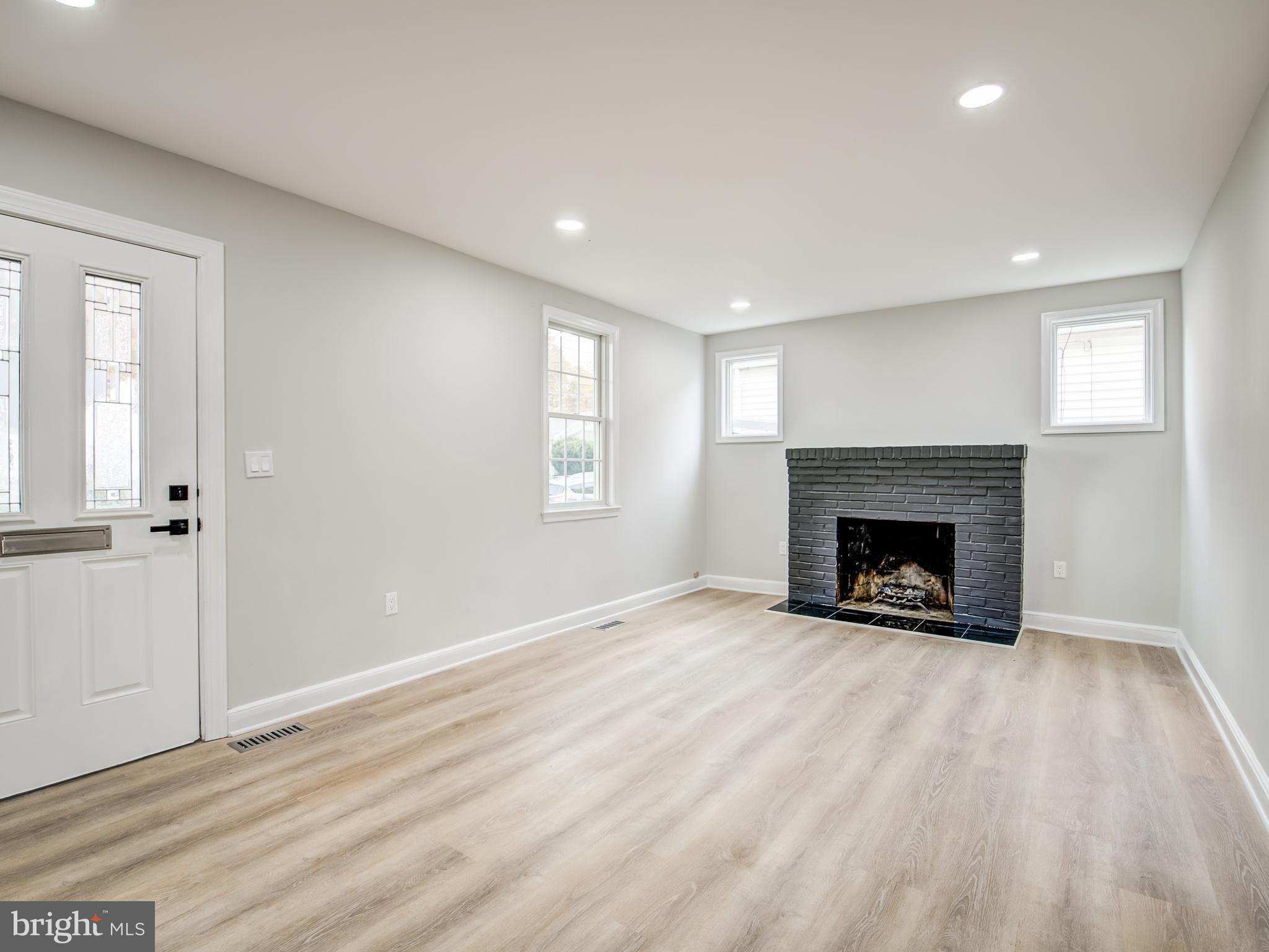 BROWNS - Residential