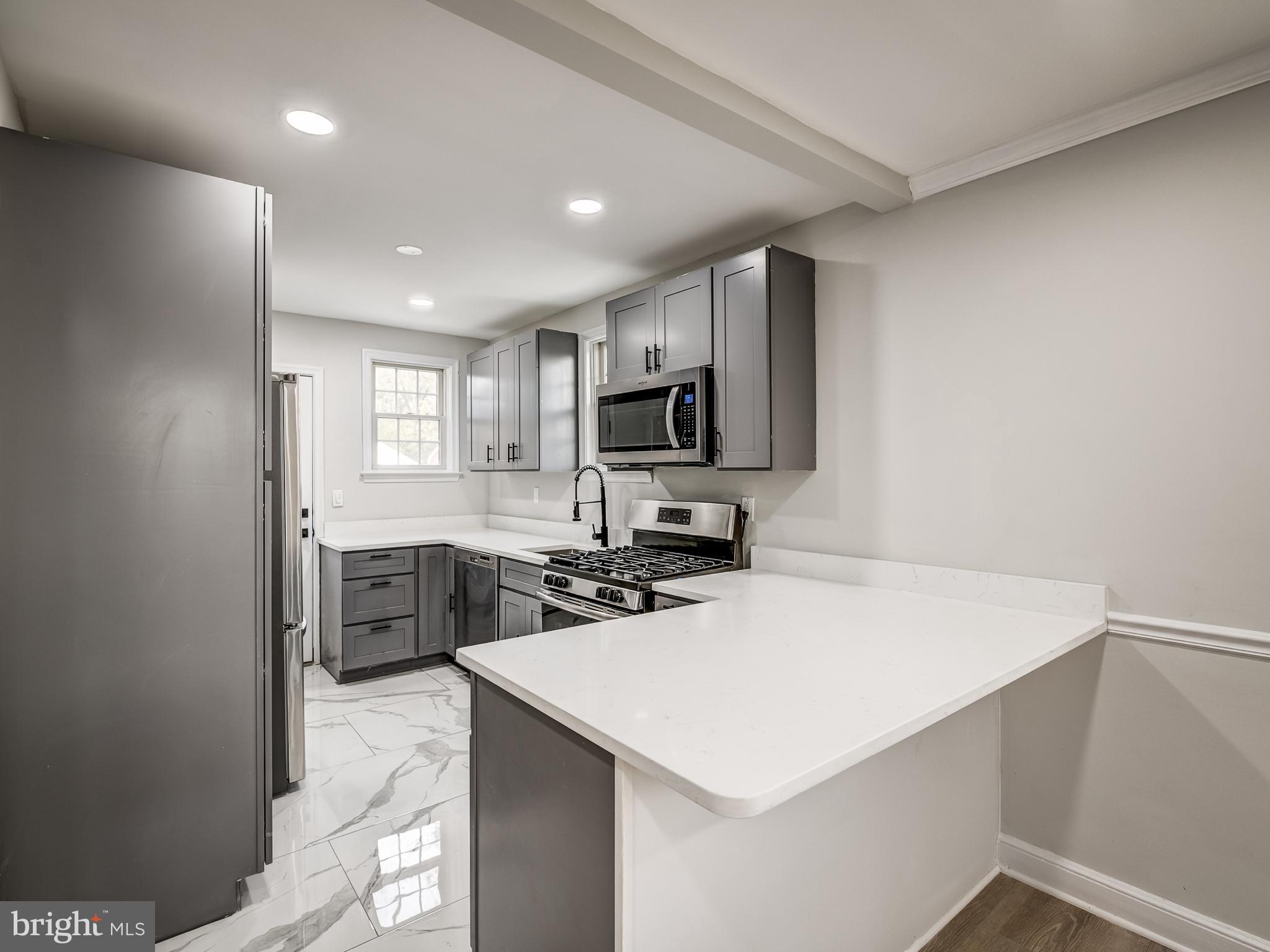 BROWNS - Residential