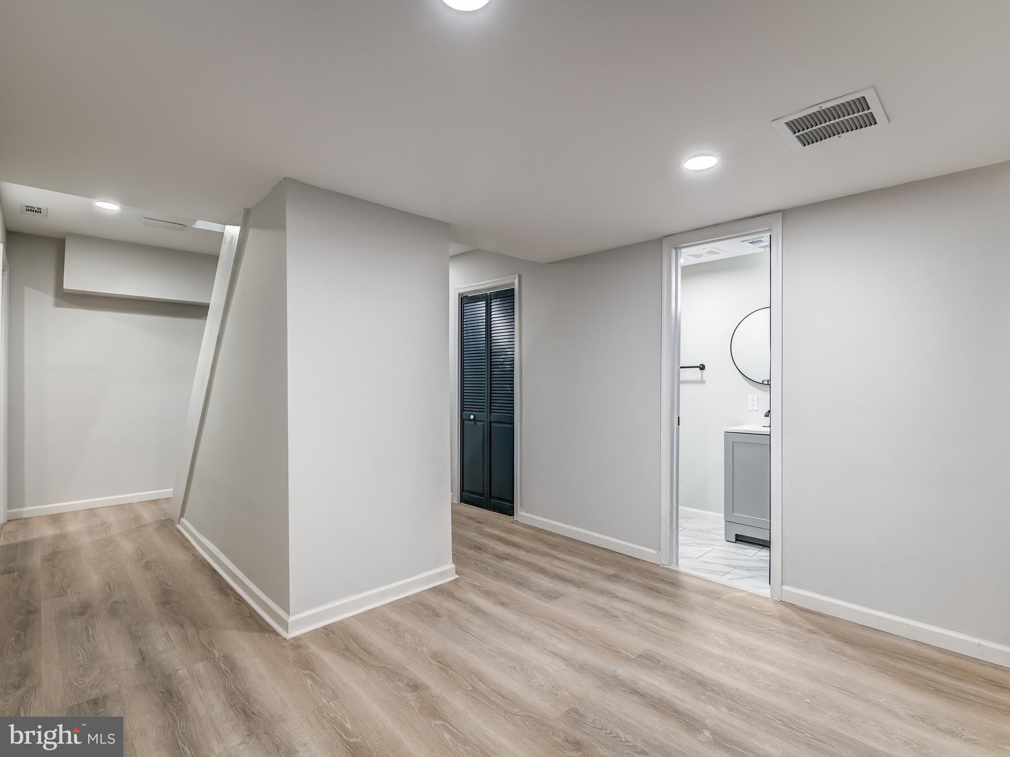 BROWNS - Residential