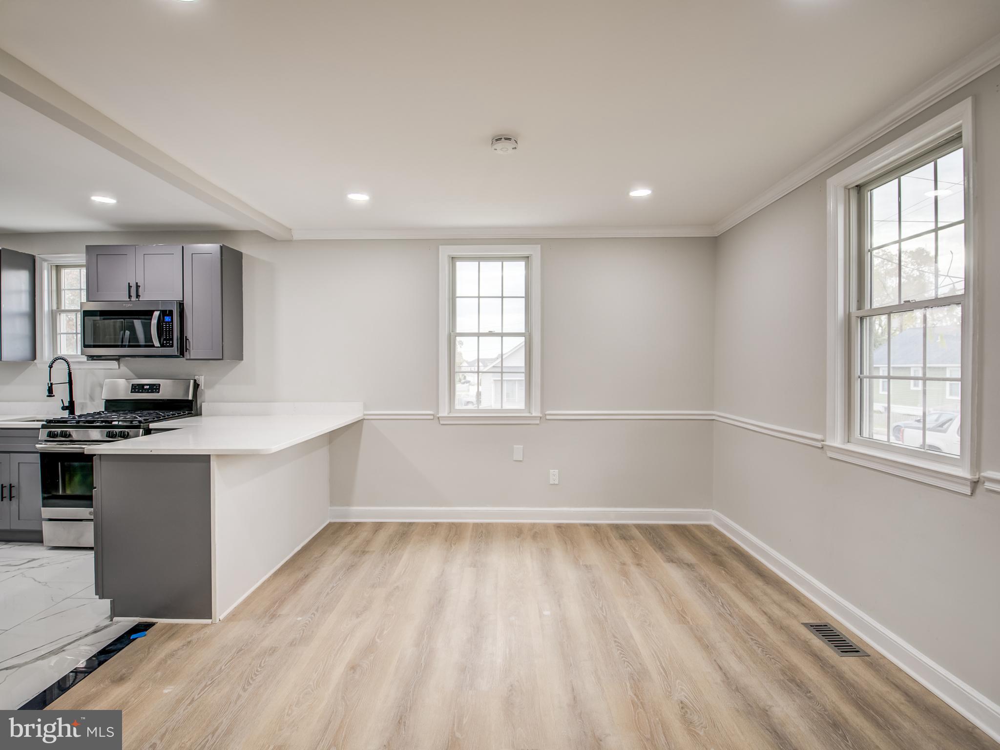 BROWNS - Residential