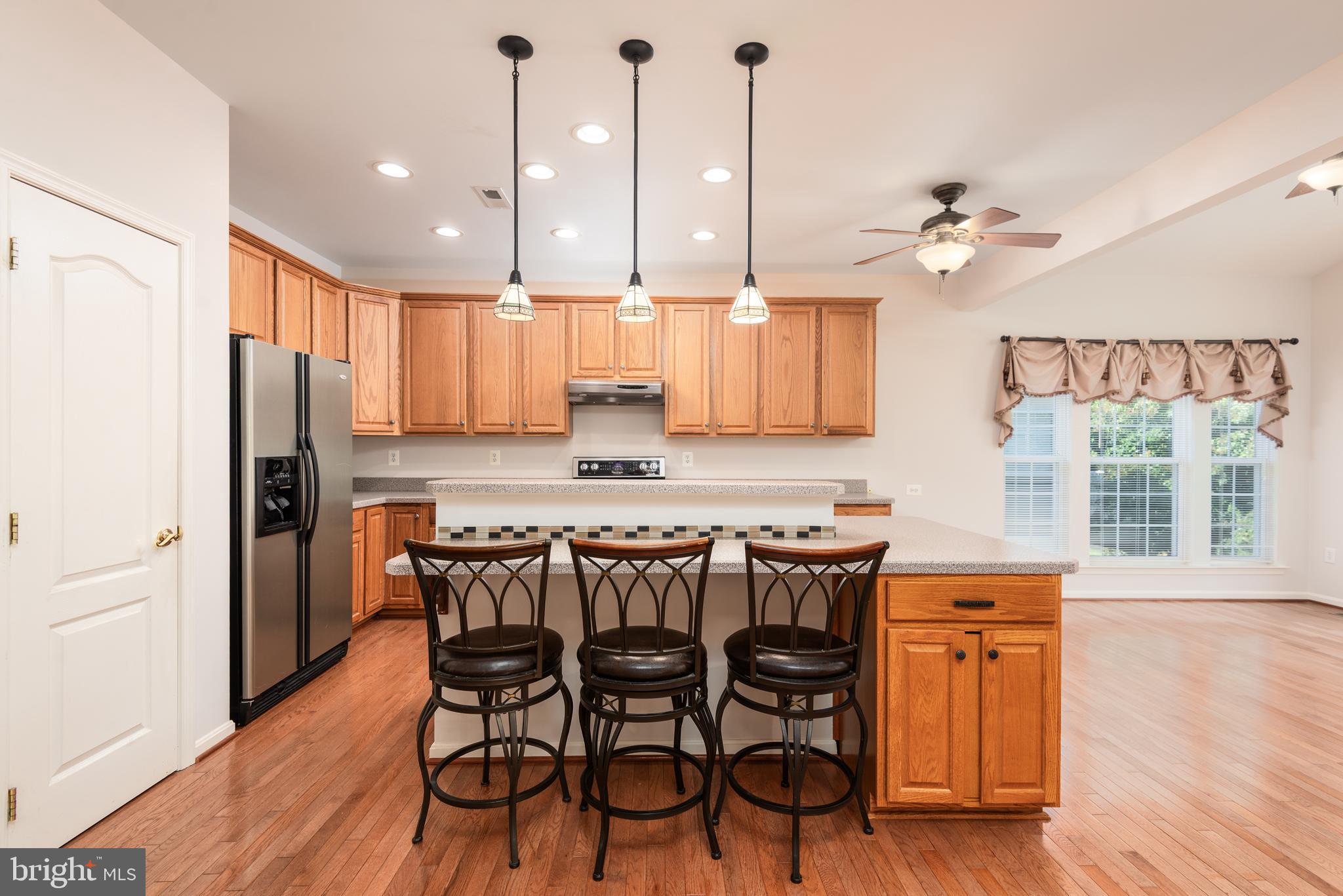 SYMPHONY VILLAGE AT CENTREVILLE - Residential