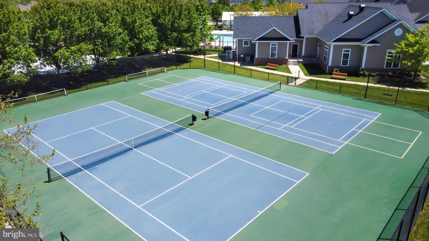 SYMPHONY VILLAGE AT CENTREVILLE - Residential