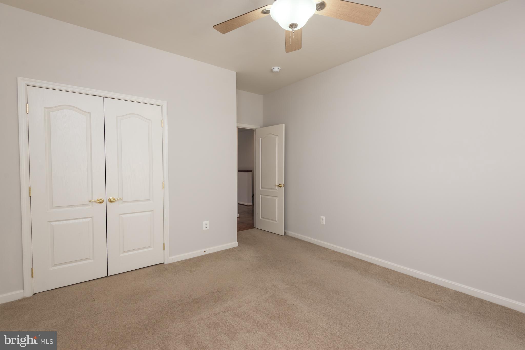 SYMPHONY VILLAGE AT CENTREVILLE - Residential