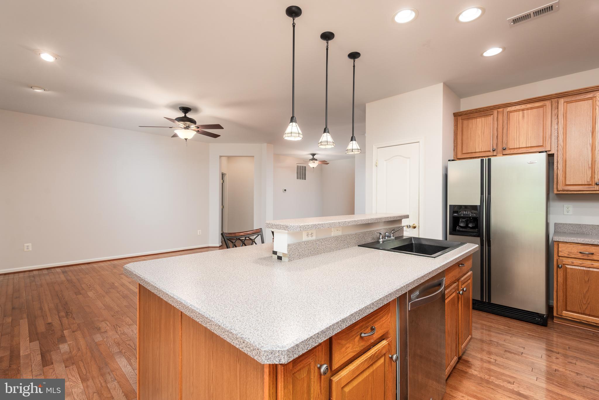 SYMPHONY VILLAGE AT CENTREVILLE - Residential