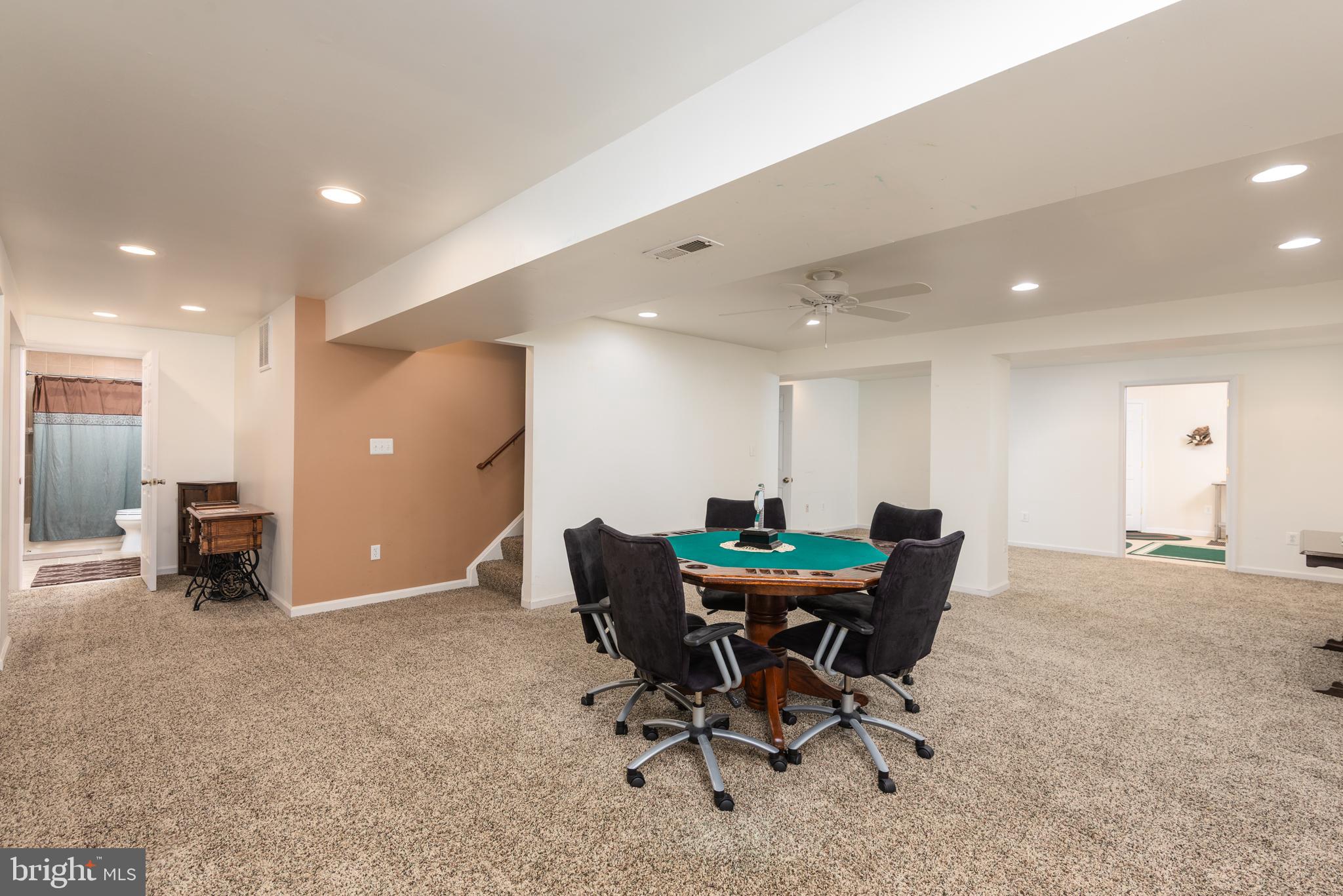 SYMPHONY VILLAGE AT CENTREVILLE - Residential