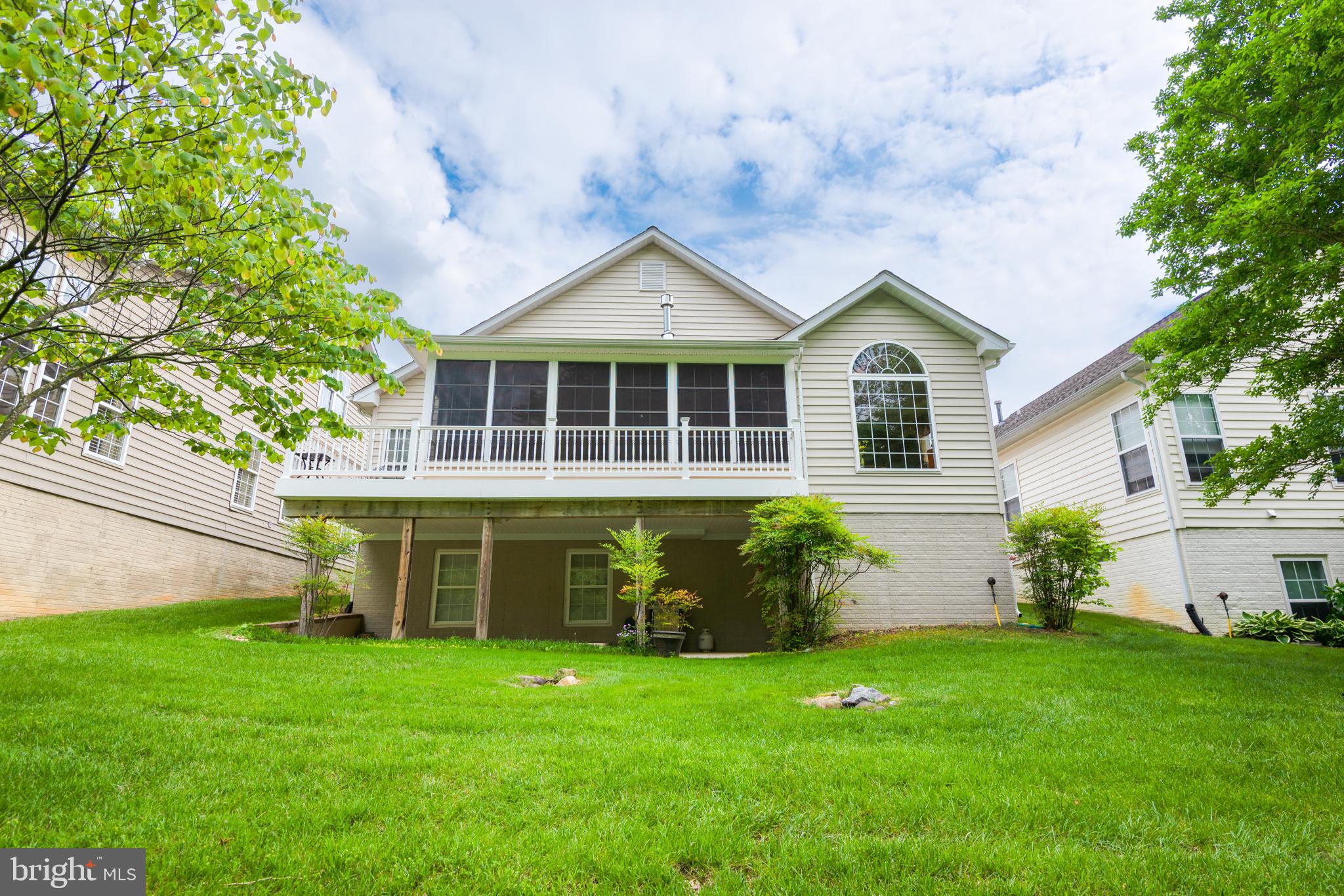 SYMPHONY VILLAGE AT CENTREVILLE - Residential