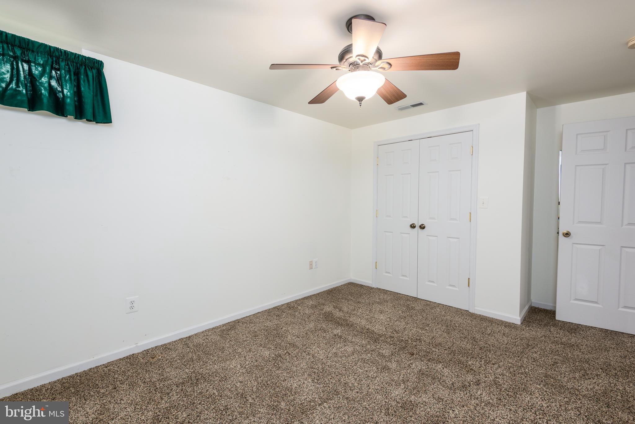 SYMPHONY VILLAGE AT CENTREVILLE - Residential