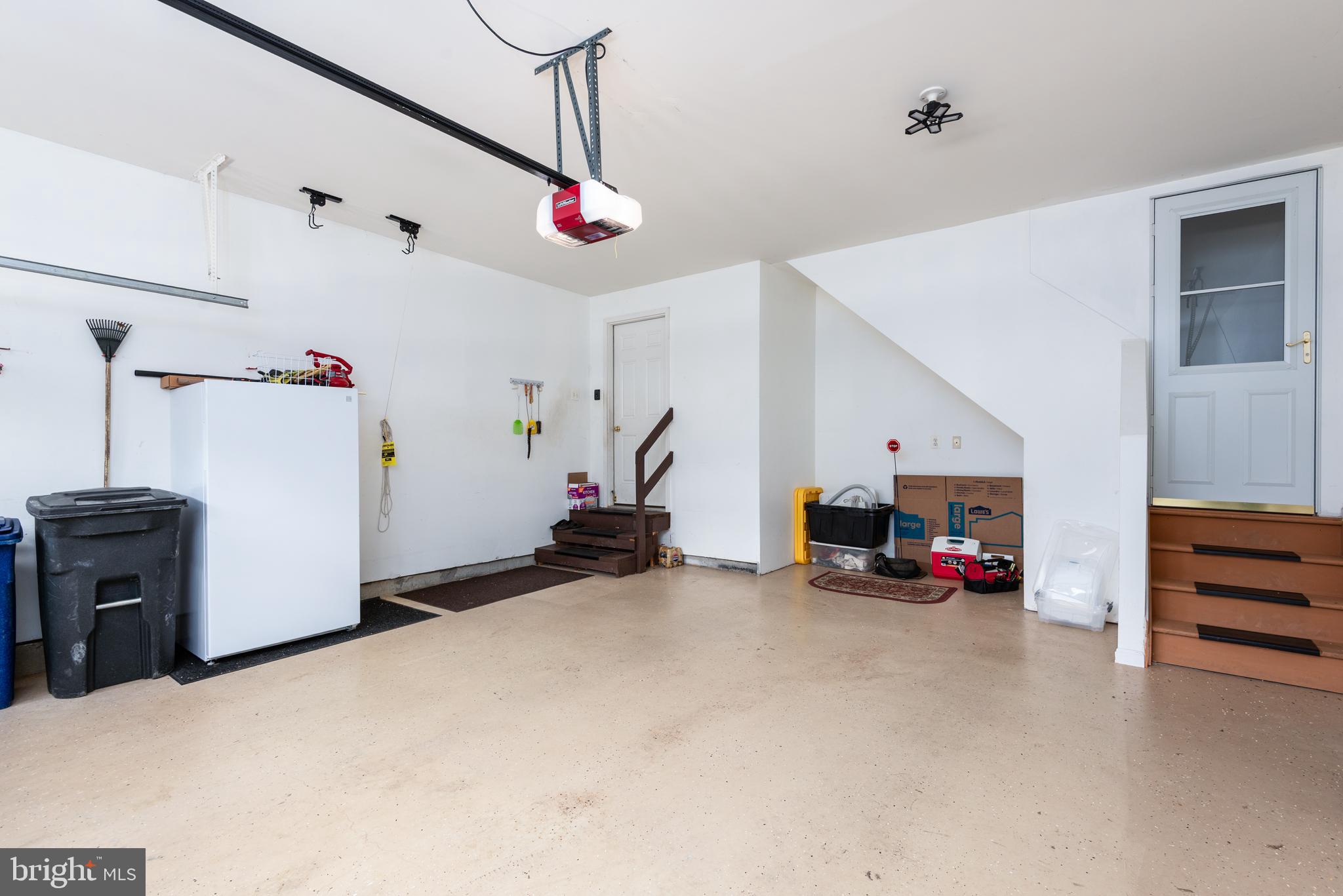 SYMPHONY VILLAGE AT CENTREVILLE - Residential