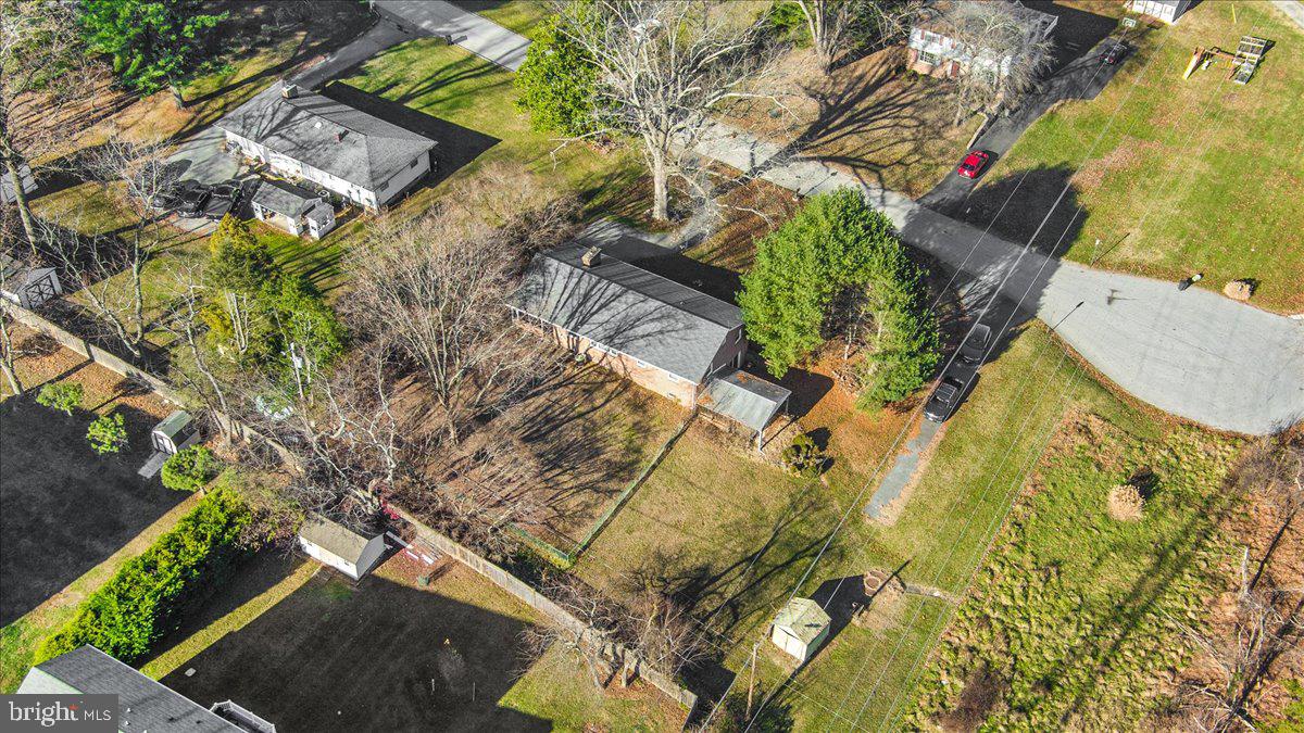 CHESTNUT HILL - Residential