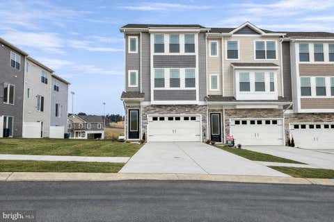 Townhouse For Rent - 508 Bartholomew Drive<br/> Franklin County, WAYNESBORO, PA 17268