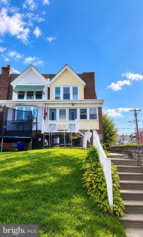 Townhouse For Sale - 3500 Sheffield Avenue<br/> PHILADELPHIA, PA 19136