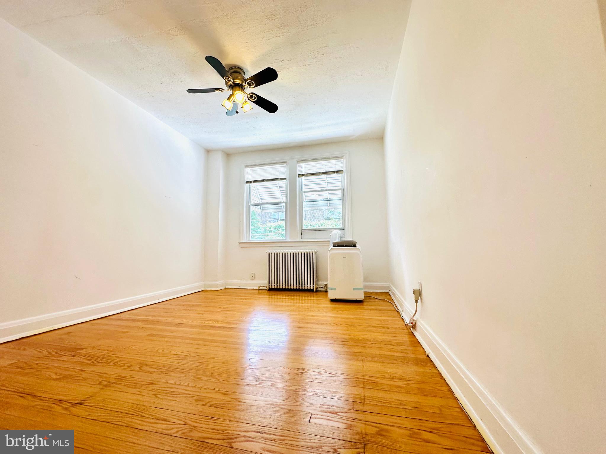 PARKLANE - Residential Lease