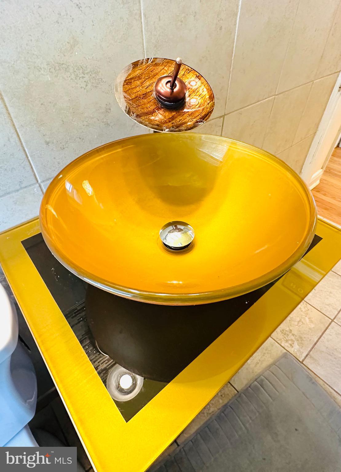 PARKLANE - Residential Lease